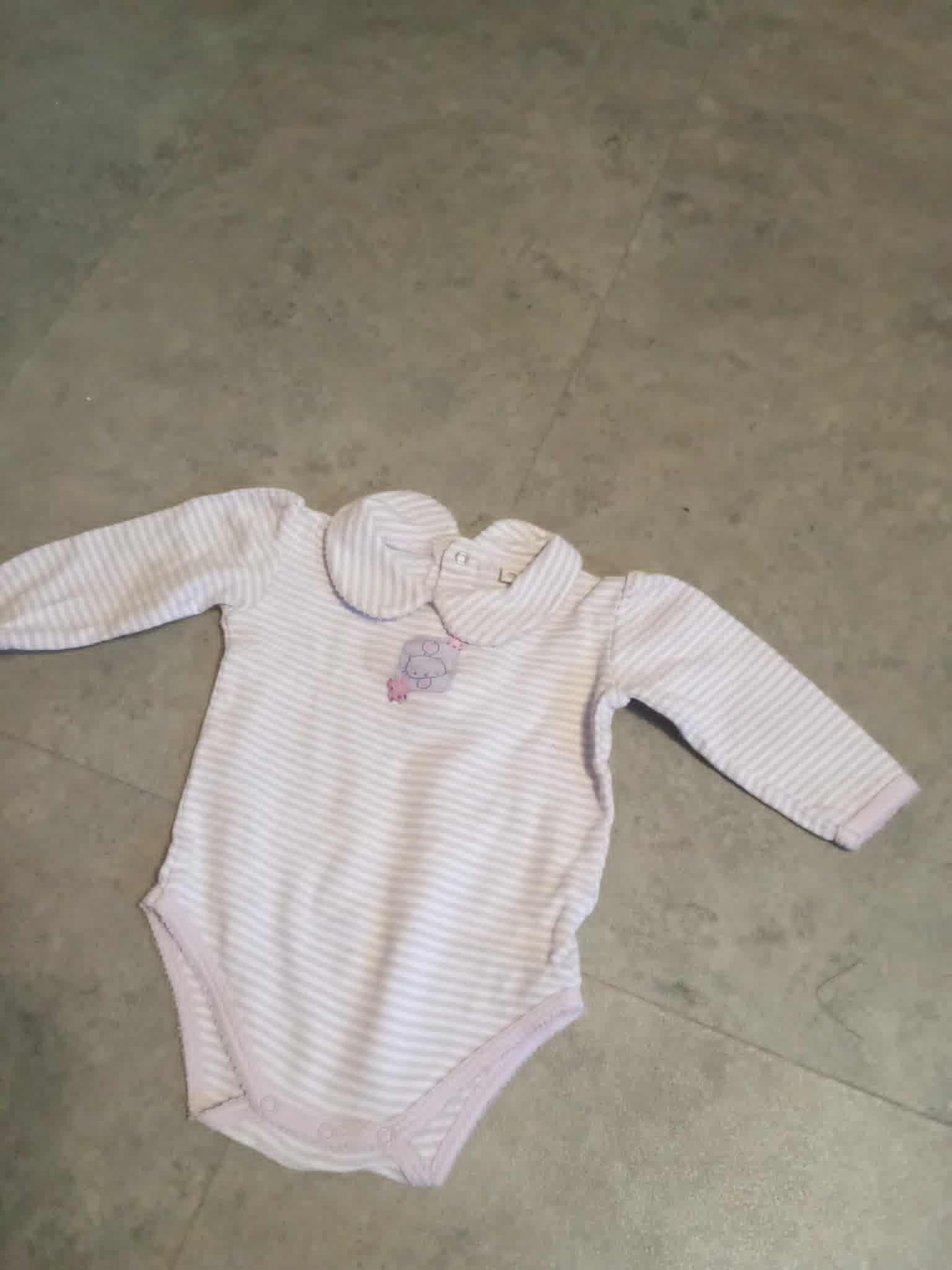 troc de troc body petit col 9 mois   (fille)  rayure mauve clair image 0