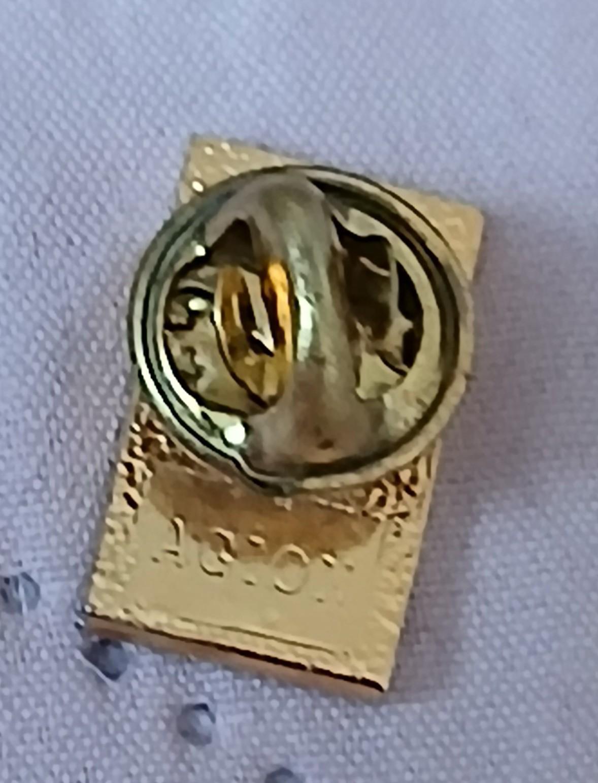 troc de troc un pins ' phitre d' or ' image 2
