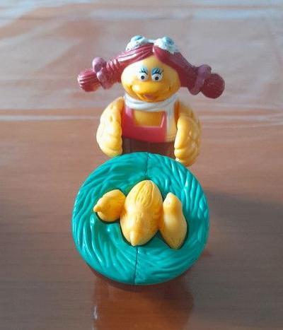 troc de troc figurine vintage birdie mcdonald 1985 image 0