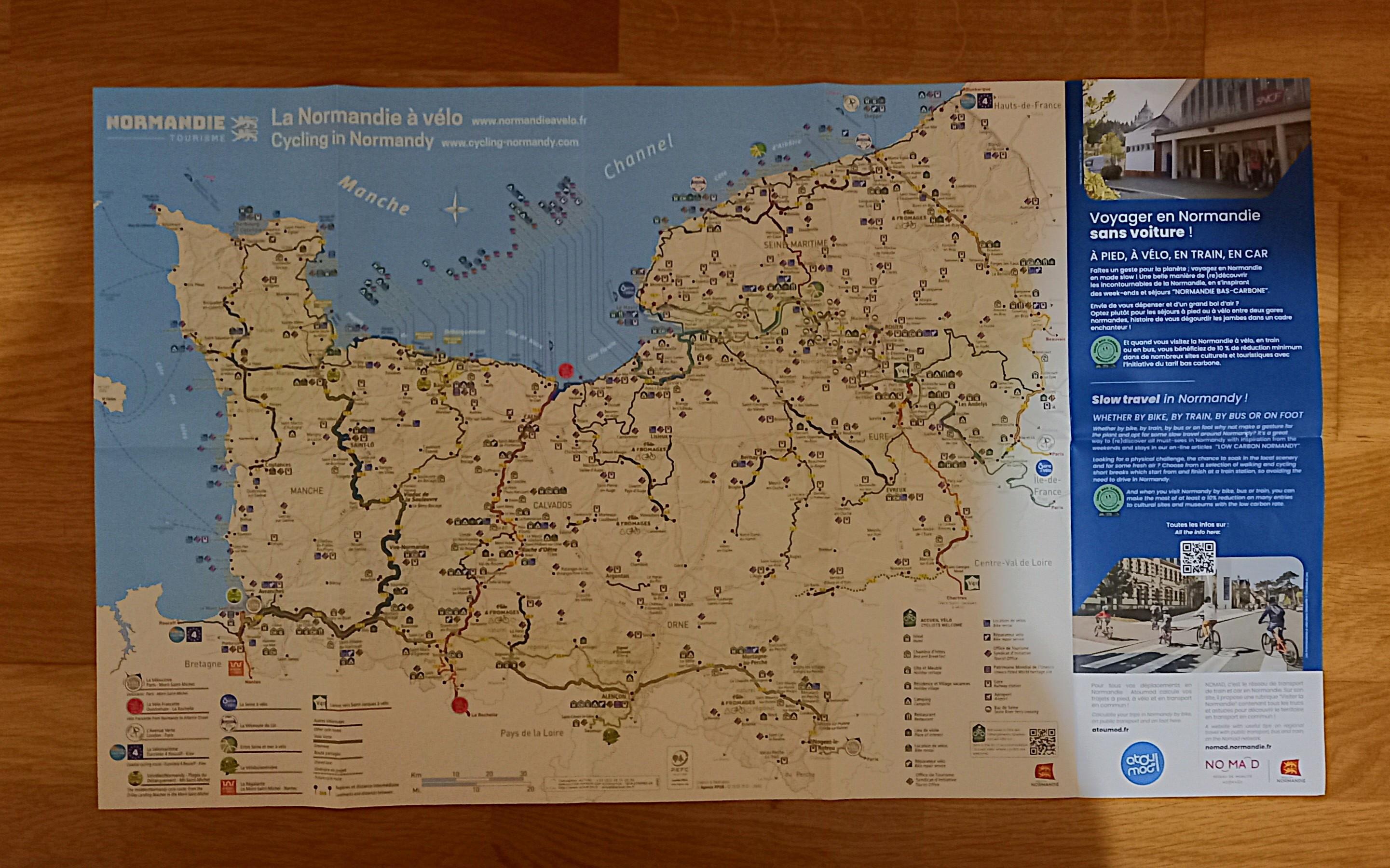 troc de troc carte touristique "la normandie à vélo". image 1
