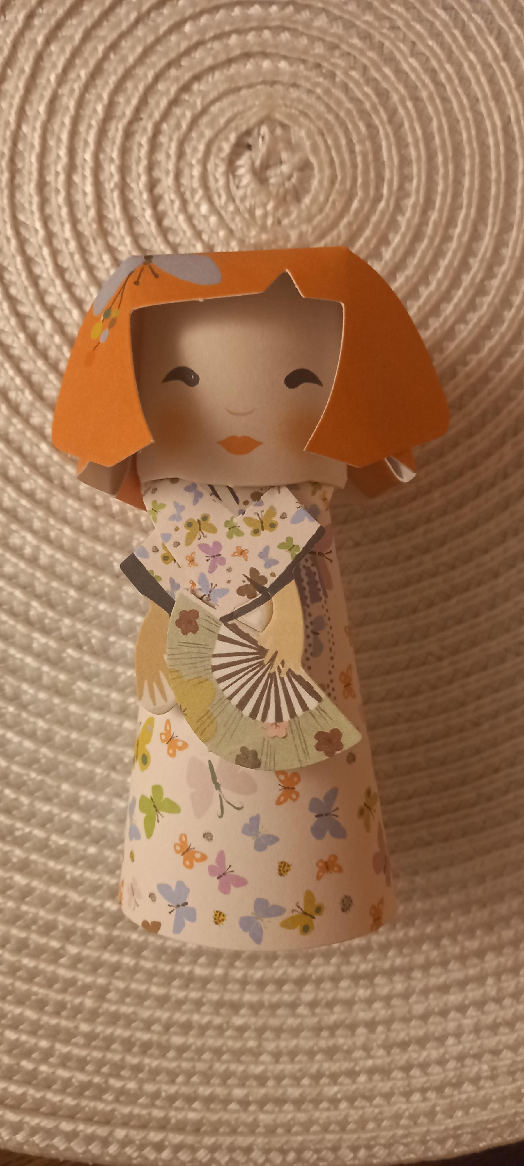 troc de troc kokeshi doll. image 0