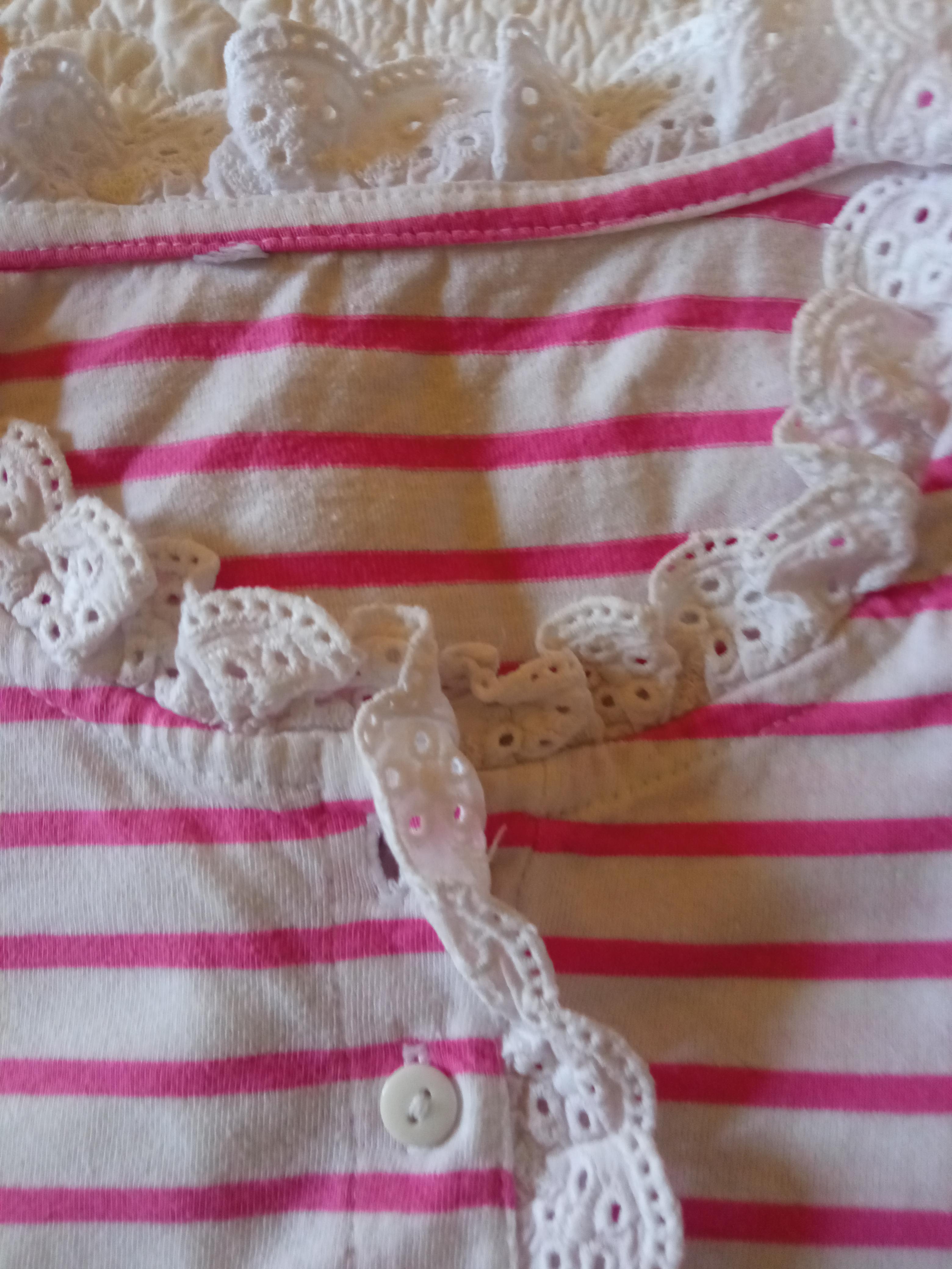 troc de troc tshirt rose et blanc image 1