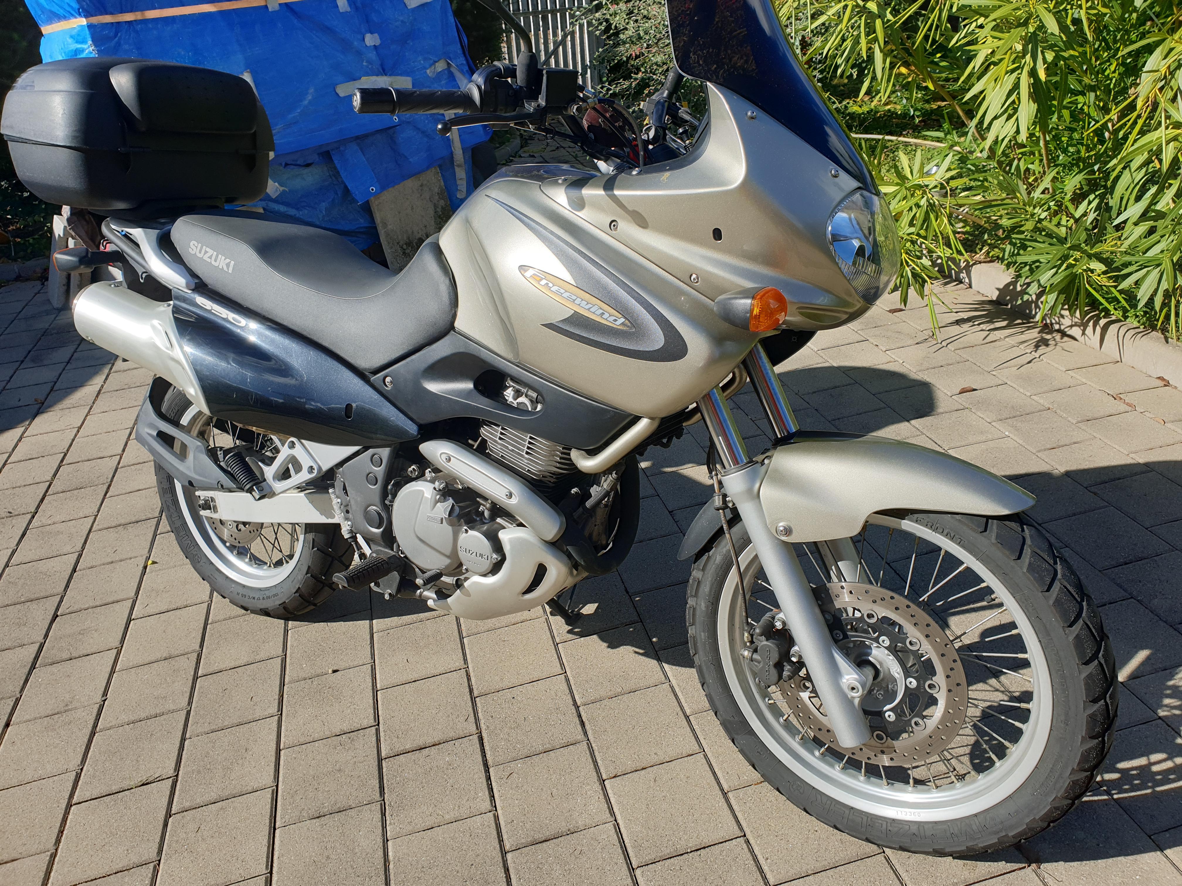 troc de troc moto 650 freewind image 1