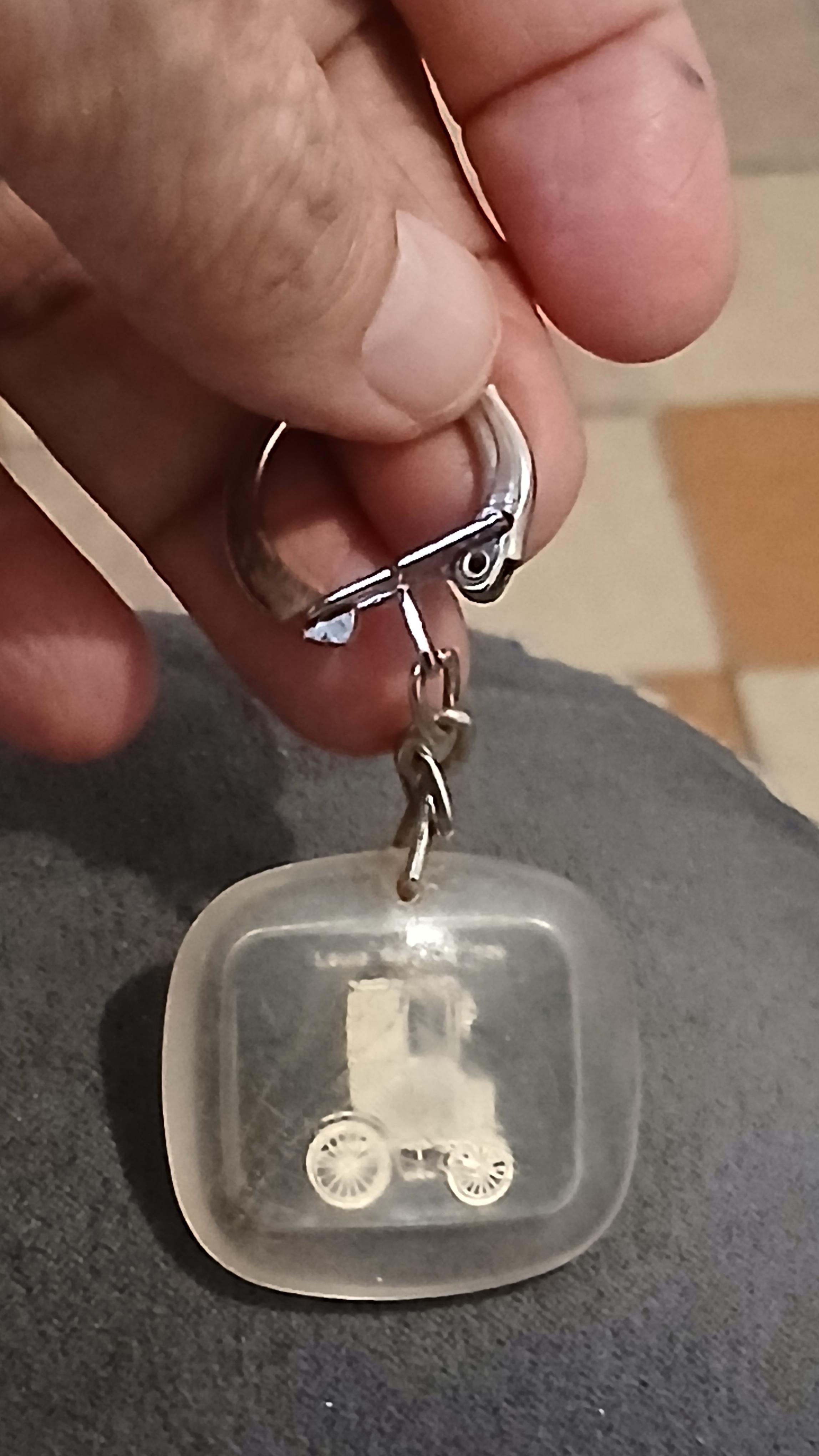 troc de troc porte clé image 0