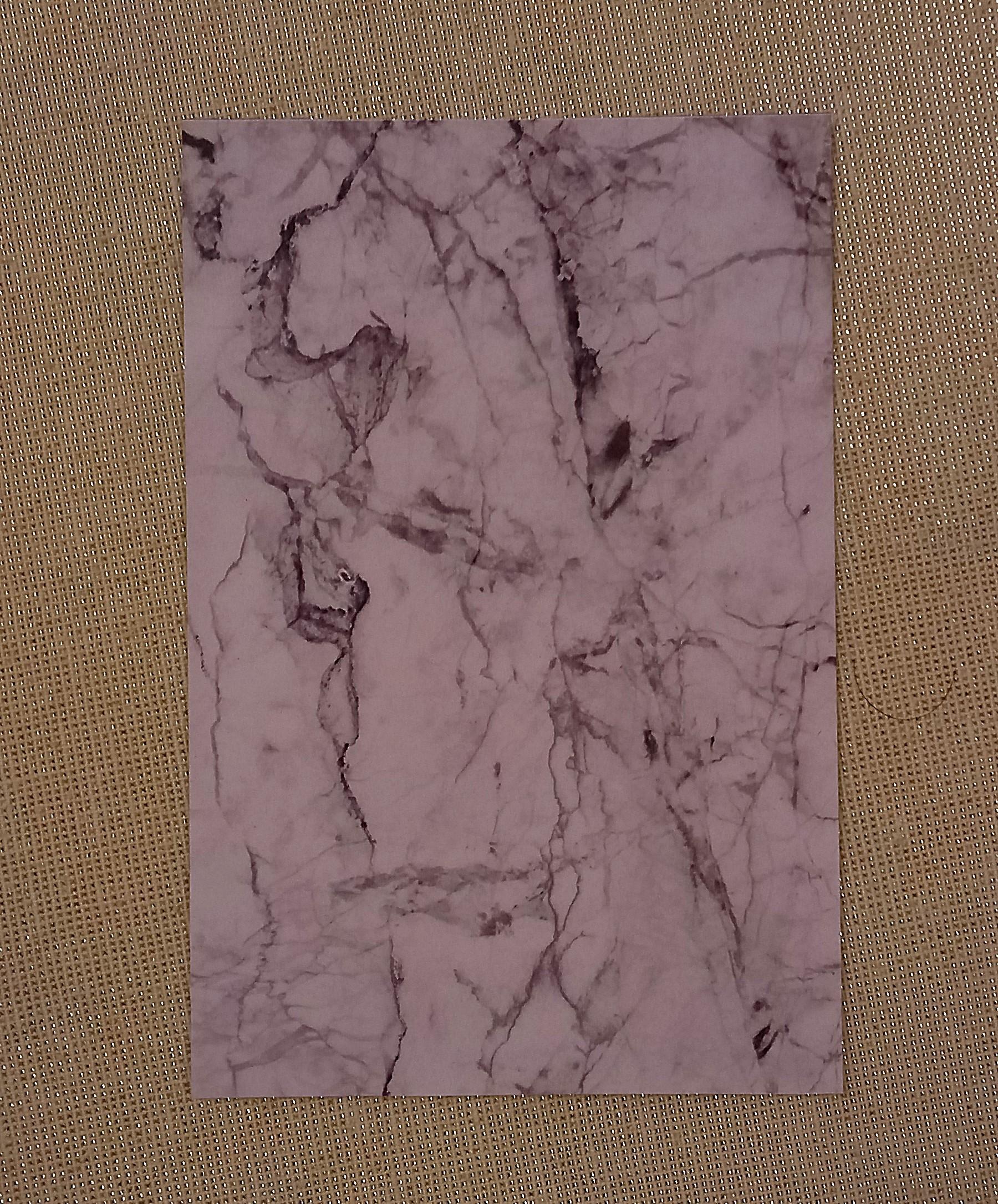 troc de troc carte marbrée noire et blanche. image 0