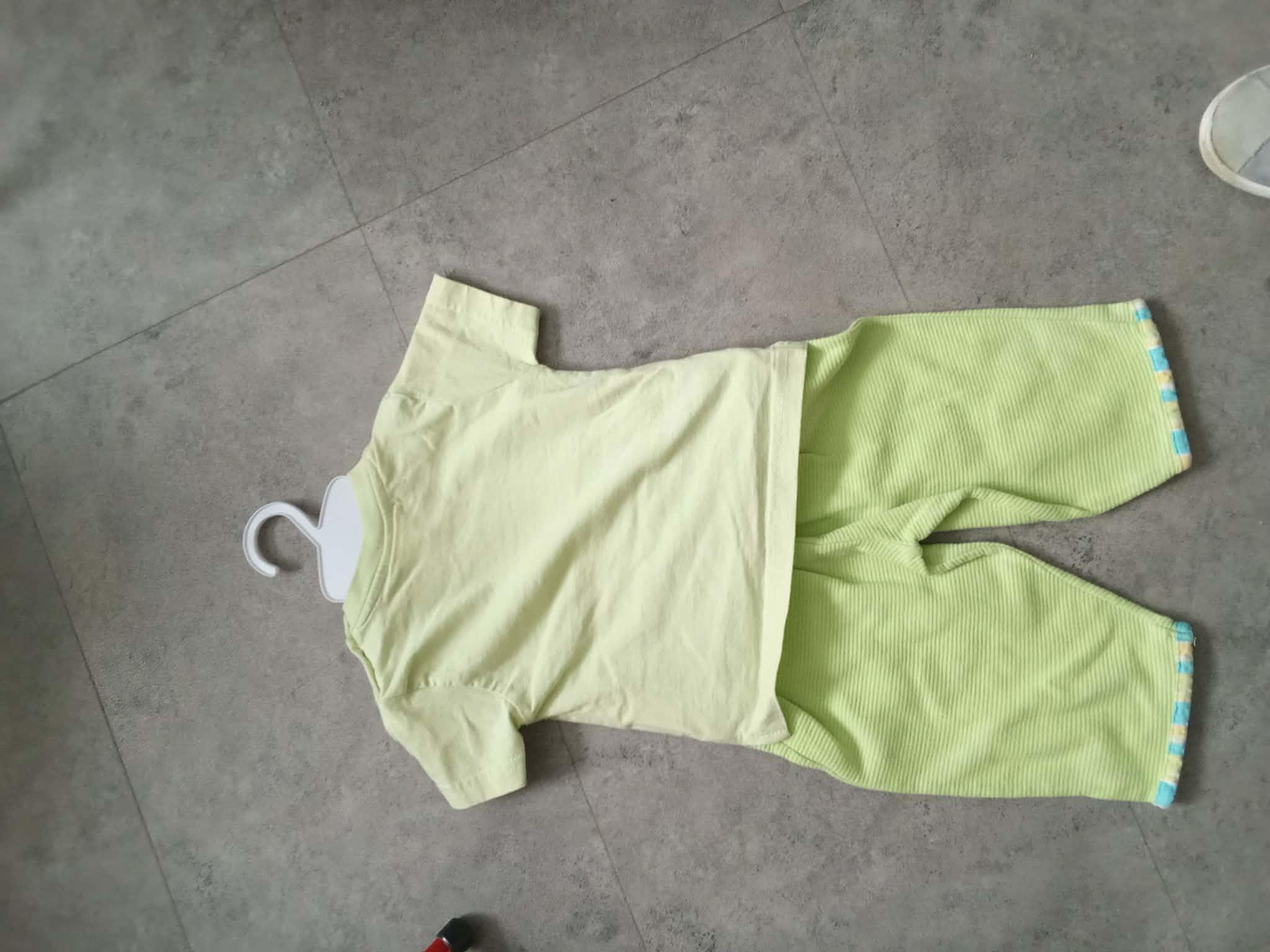troc de troc ensemble vert clair pick ouic 12 mois image 1