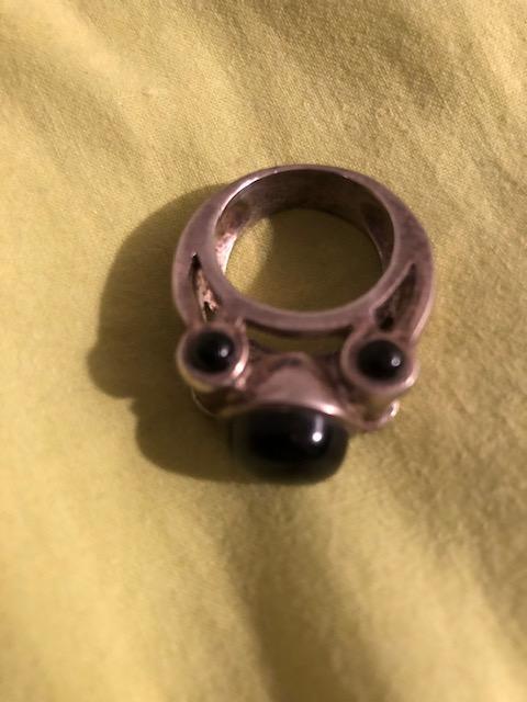 troc de troc bague métal argenté pierres semi-précieuses noires image 0