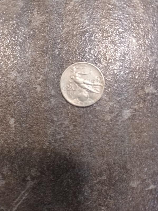 troc de troc attribué numismatie -  pièce 20 lires italienne2 image 1