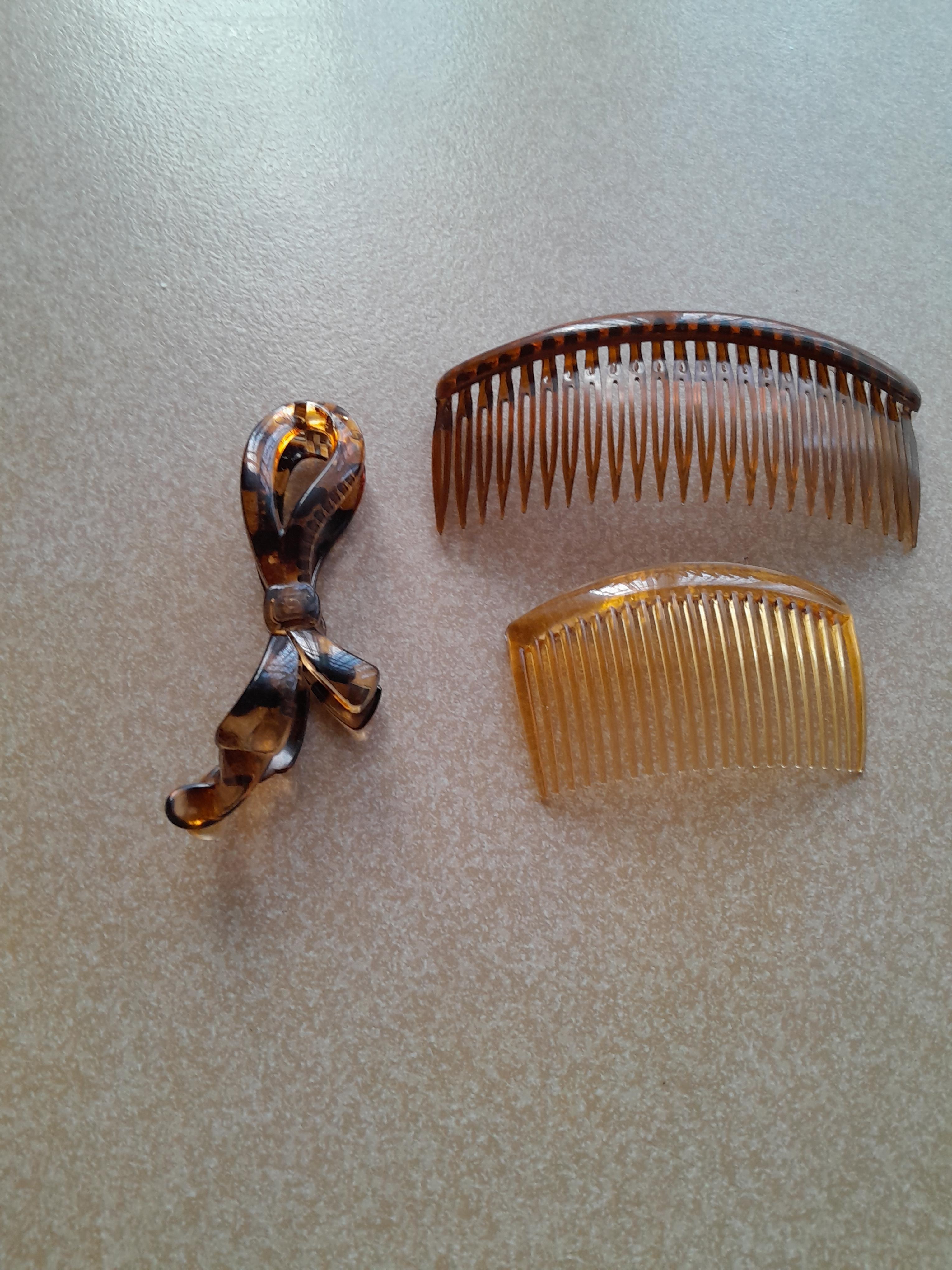 troc de troc barrette et peigne neuf image 1