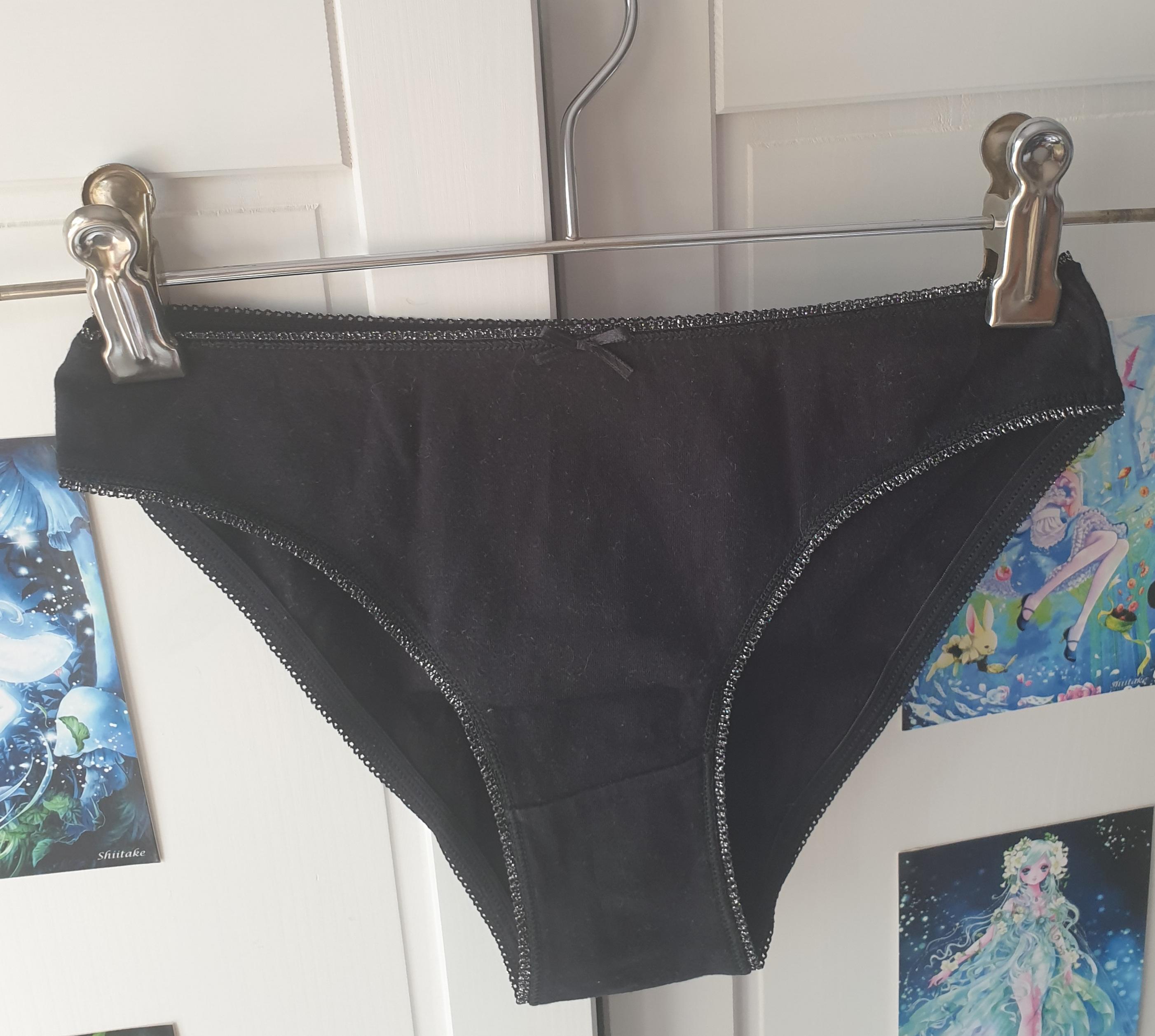 troc de troc sous vêtement image 0