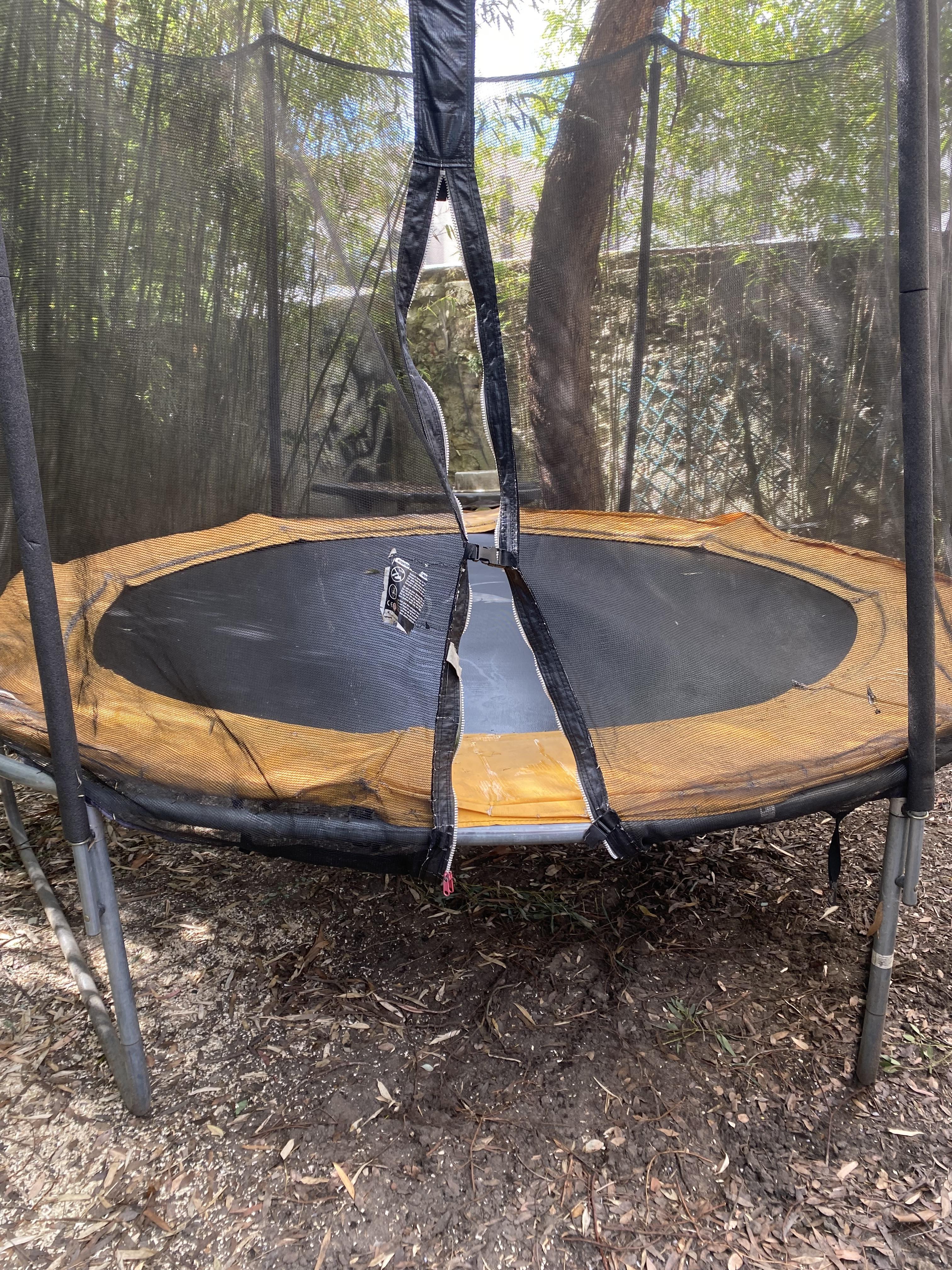 troc de troc trampoline image 0