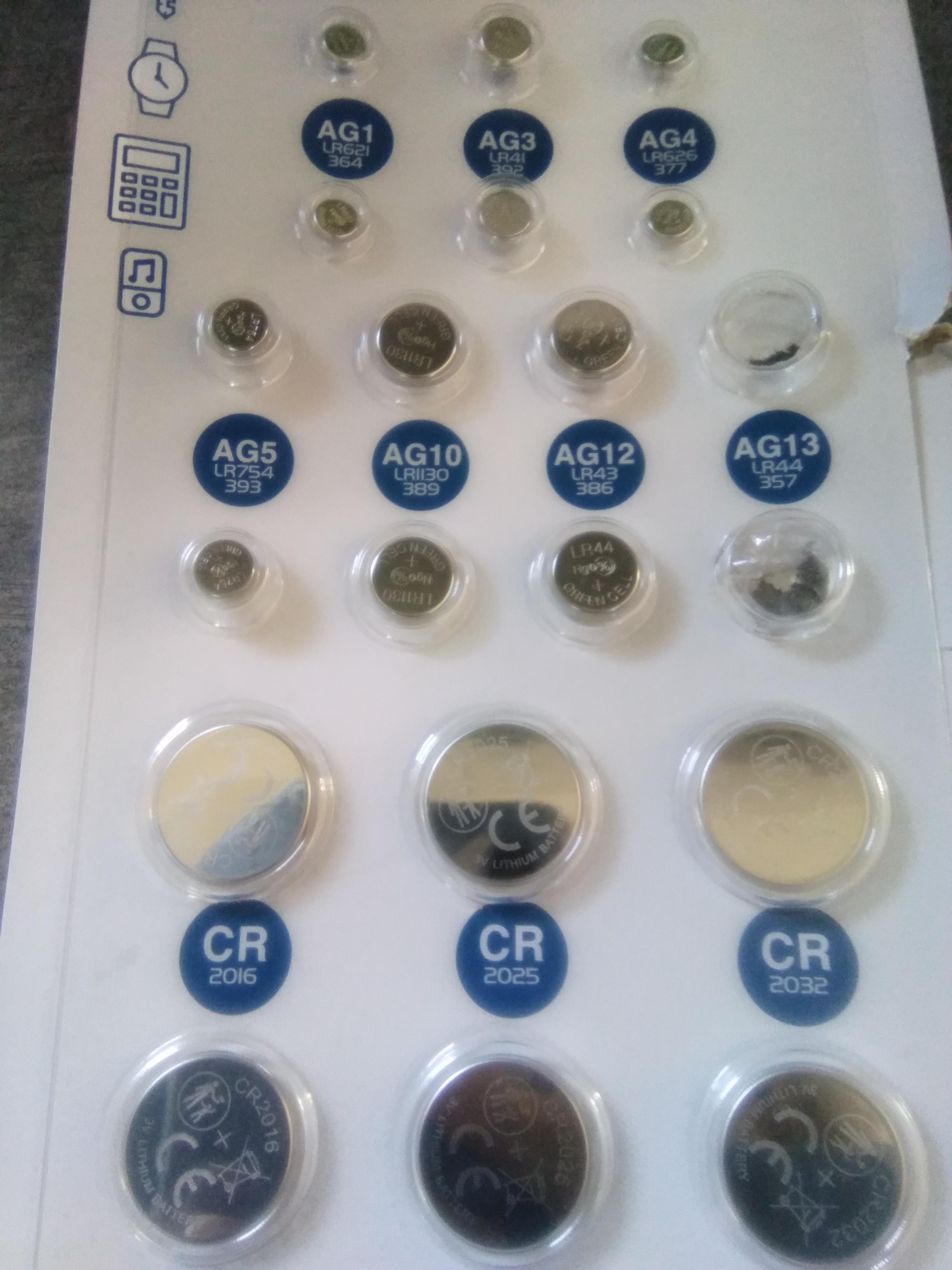 troc de troc lot piles boutons, neuf image 1