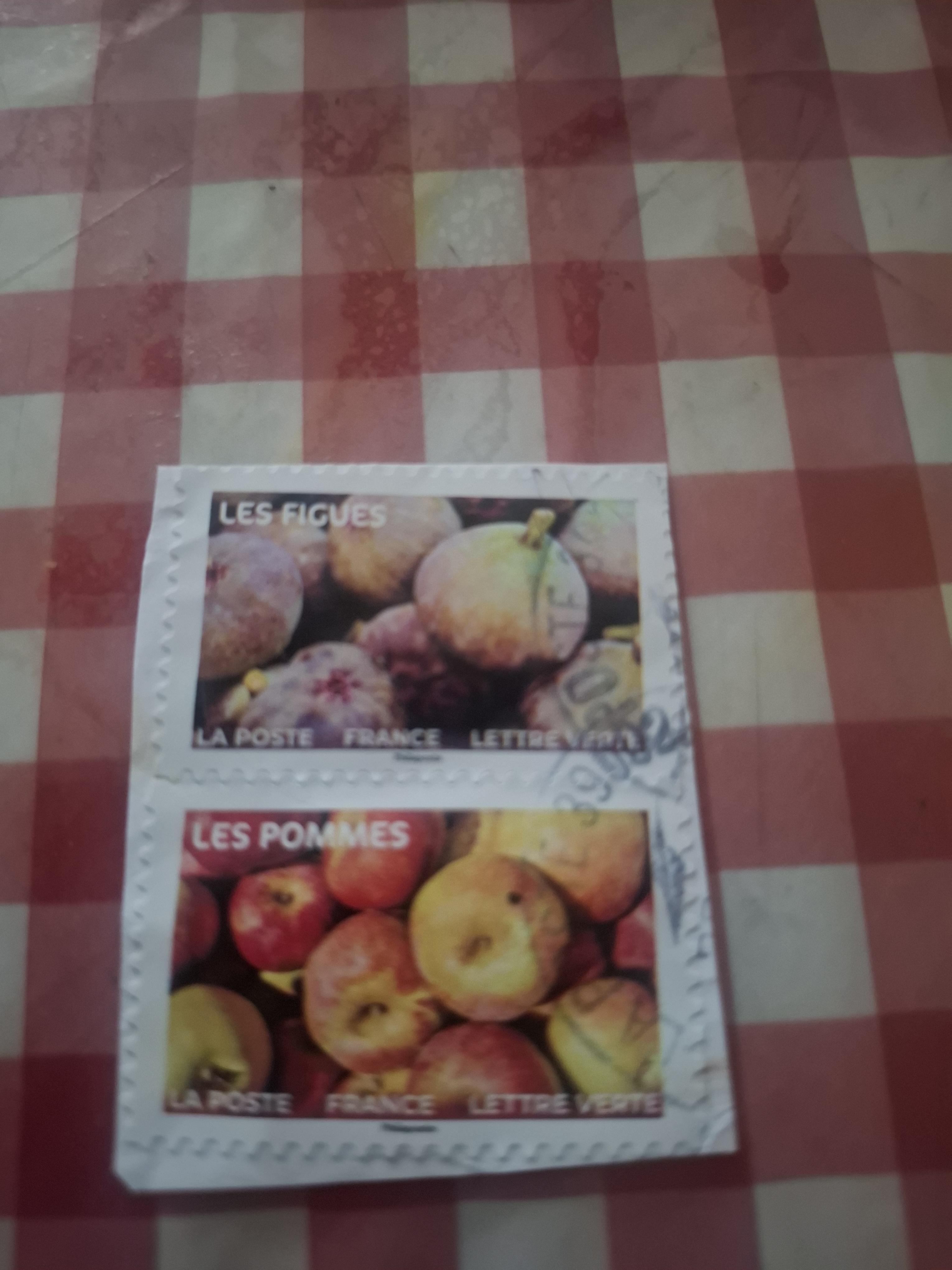 troc de troc lot 2 timbres image 0