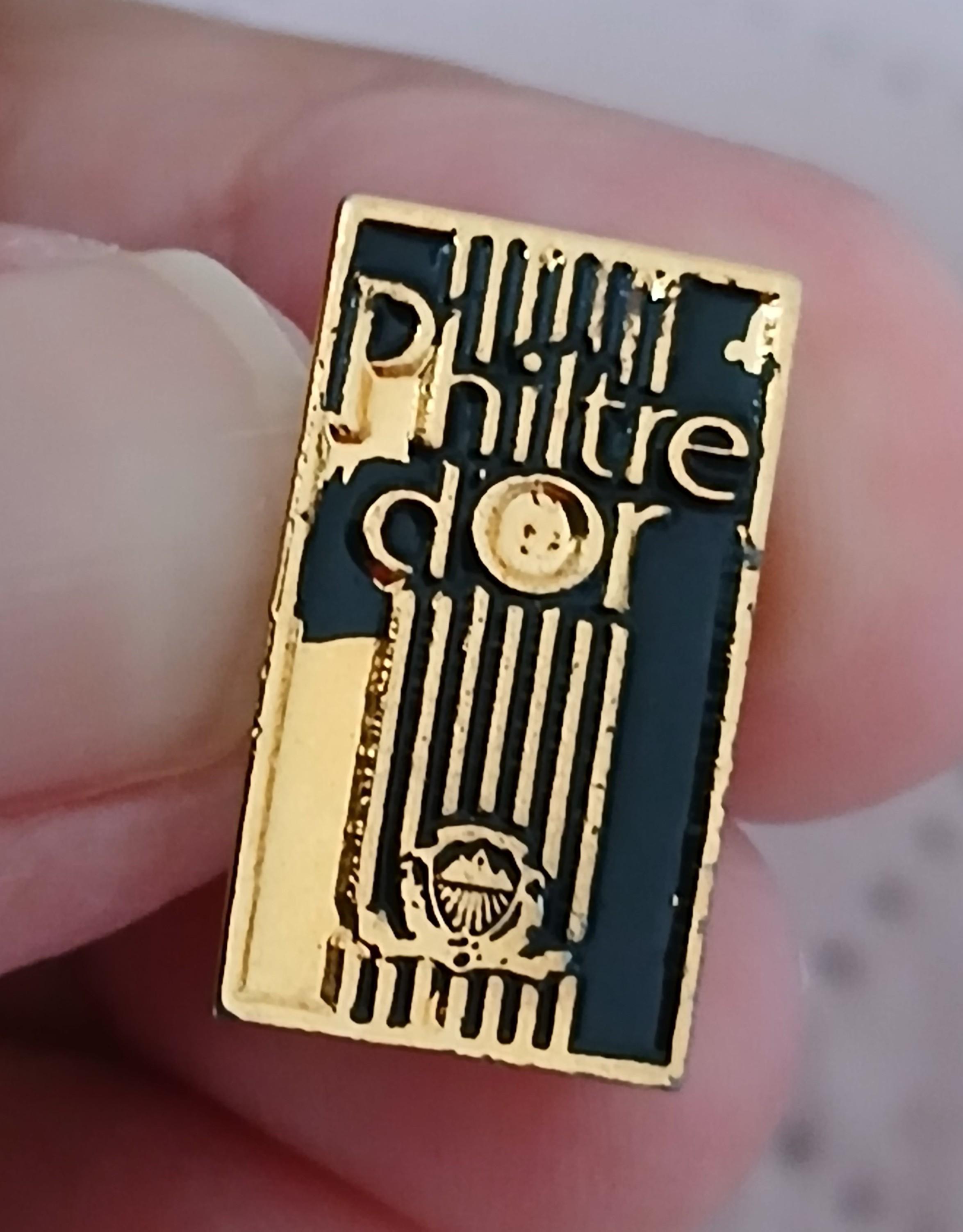 troc de troc un pins ' phitre d' or ' image 0