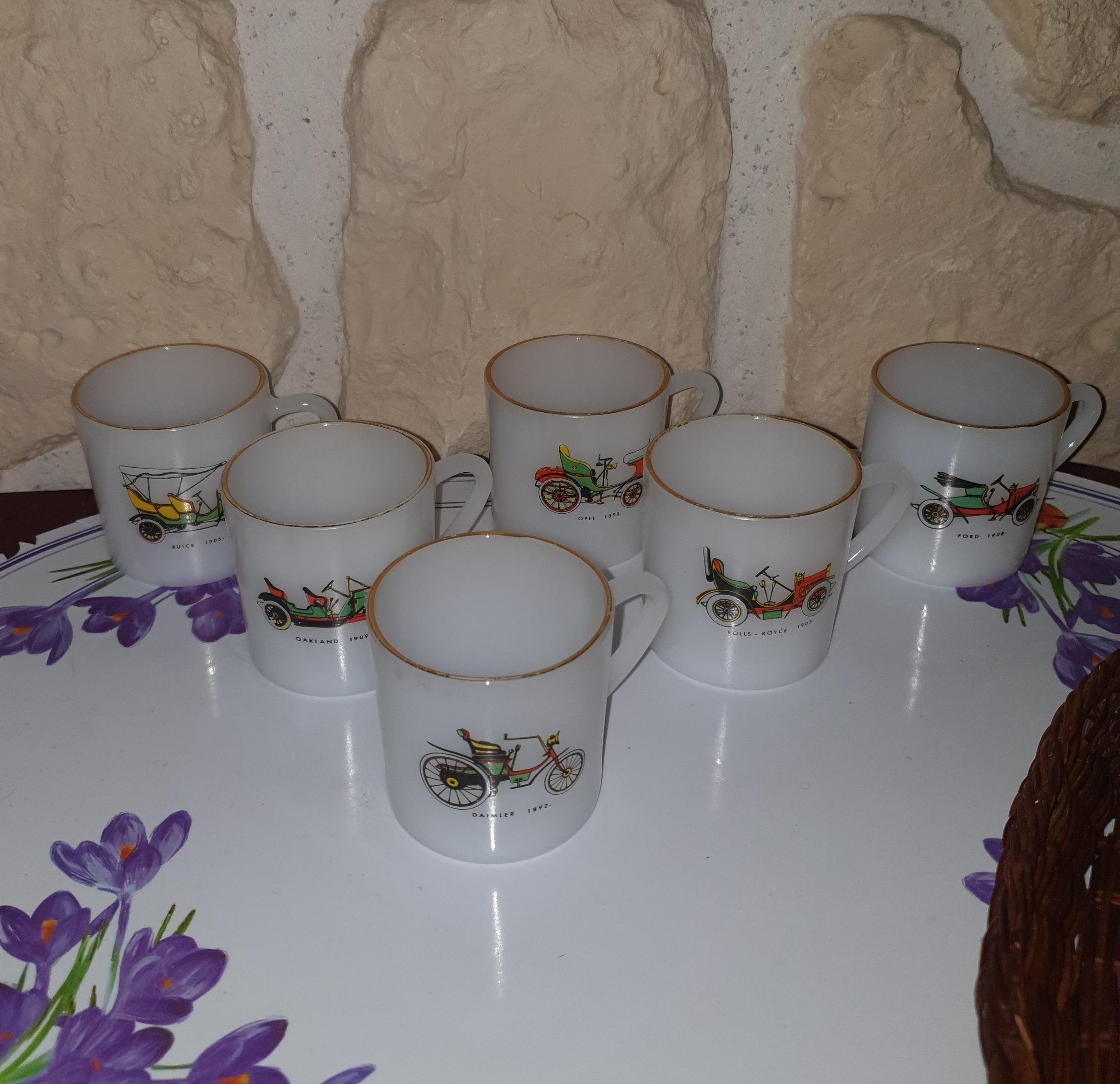 troc de troc lot 6 tasses arcopal vintage image 0