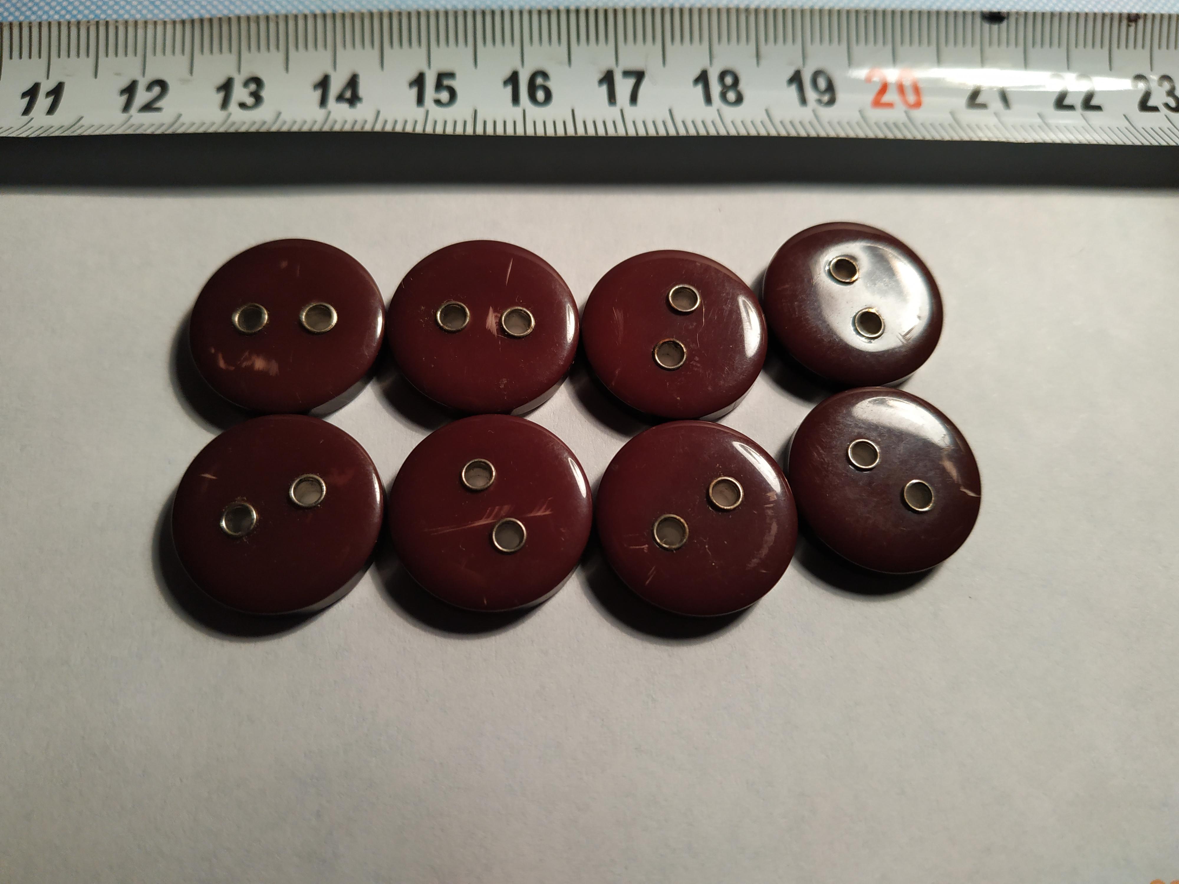 troc de troc 8 boutons moyens chocolat prune image 1