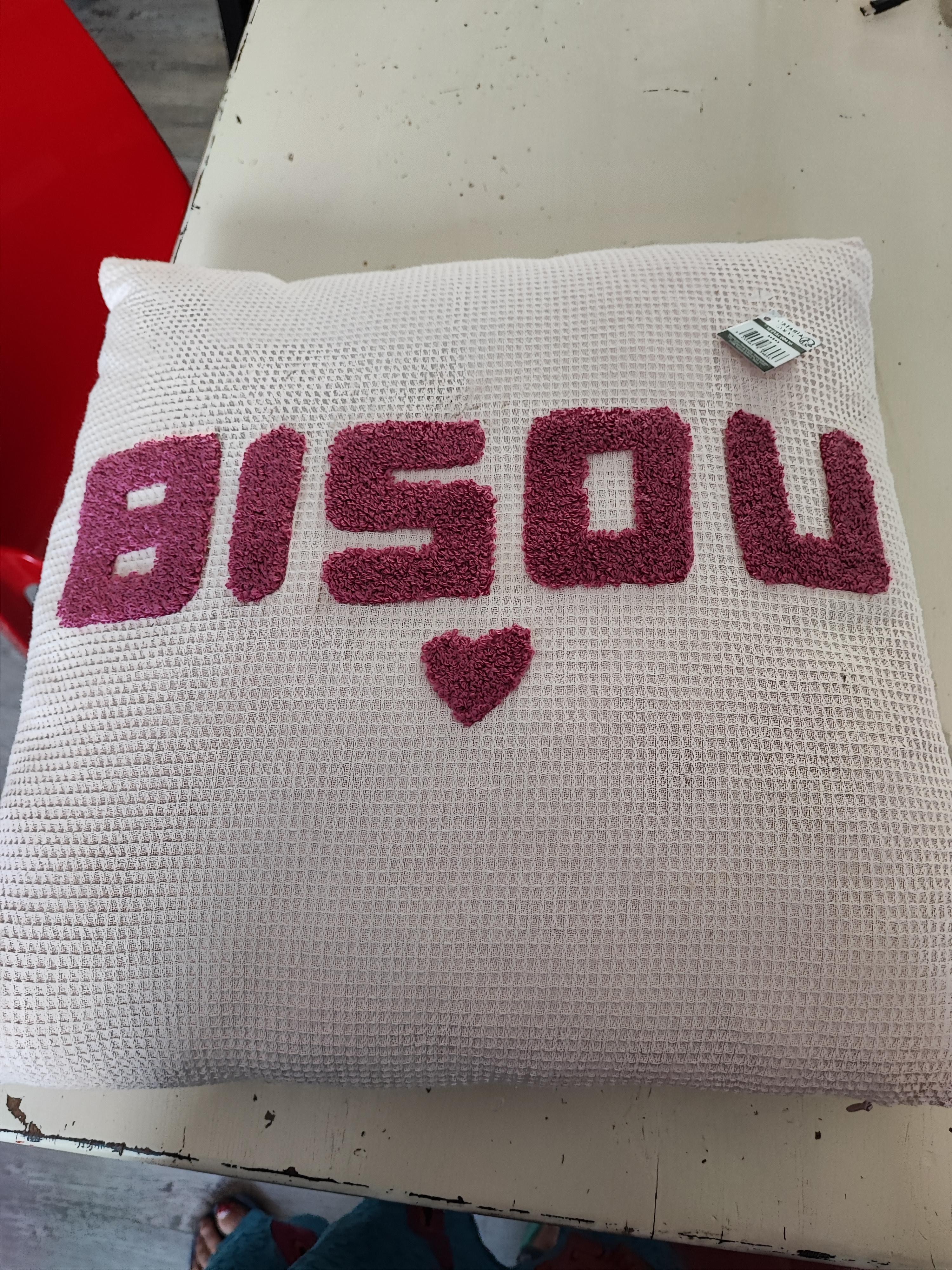 troc de troc coussin neuf image 0