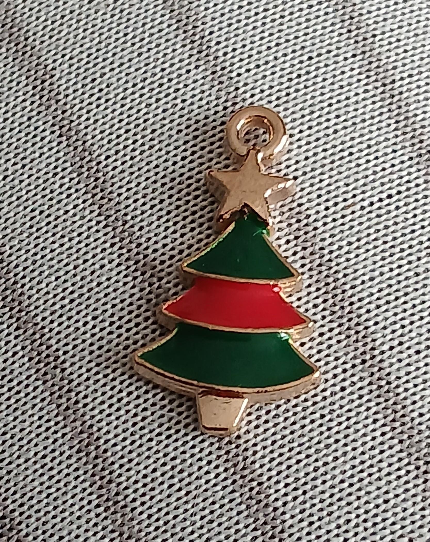 troc de troc reserver alexa. un pendentif image 0