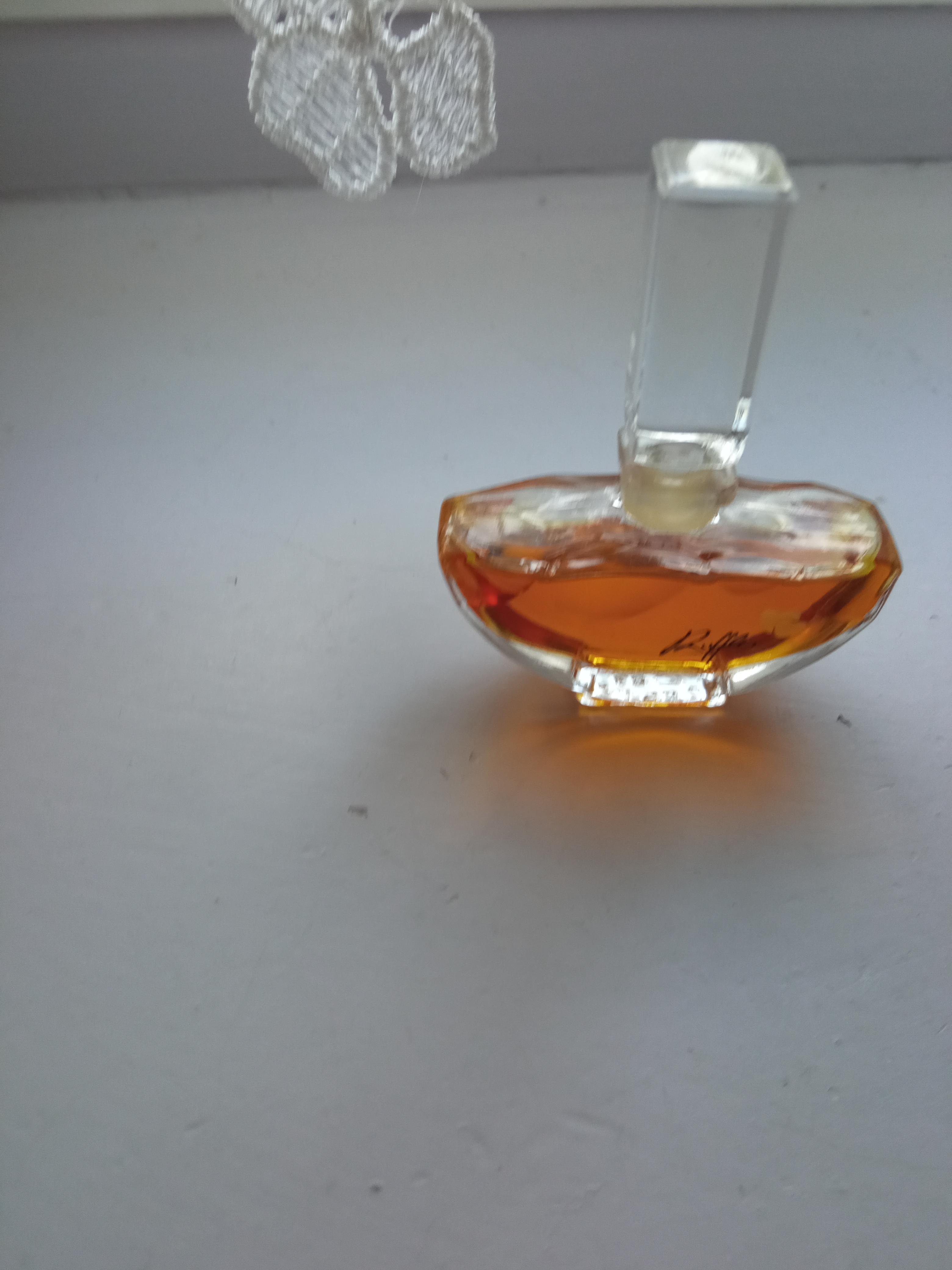 troc de troc miniature rufflers oscar de la renta image 0