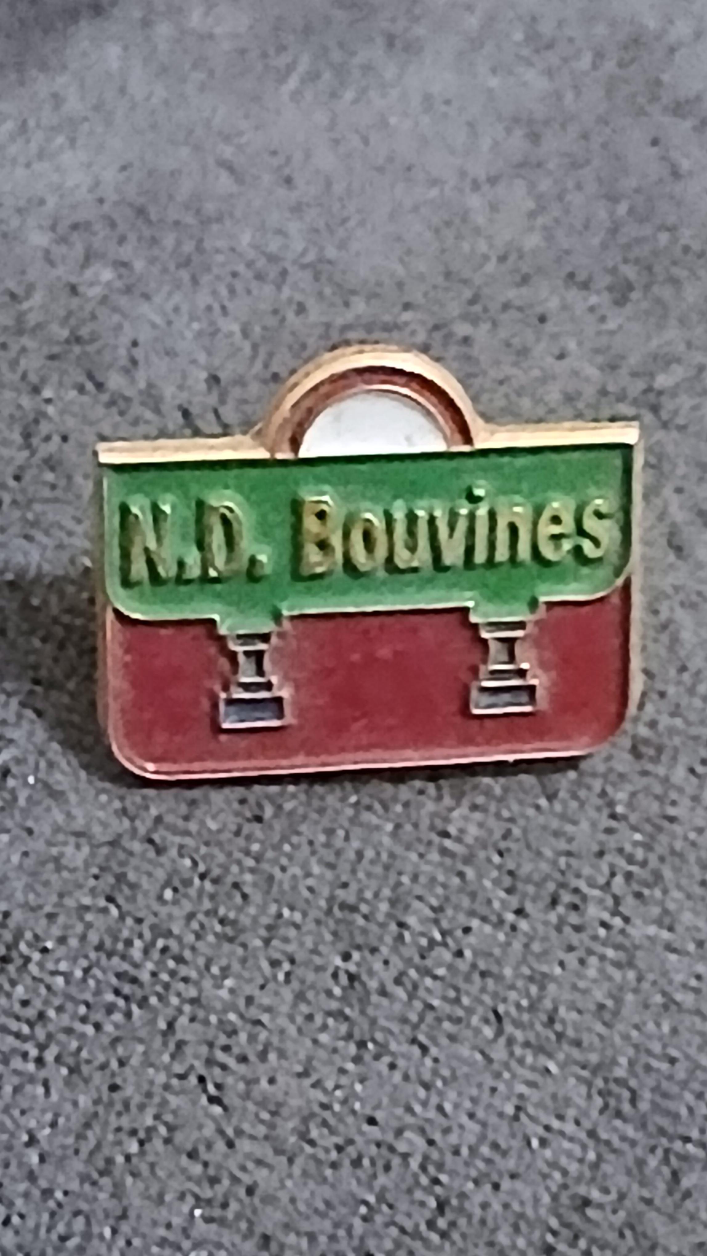 troc de troc un pins image 0