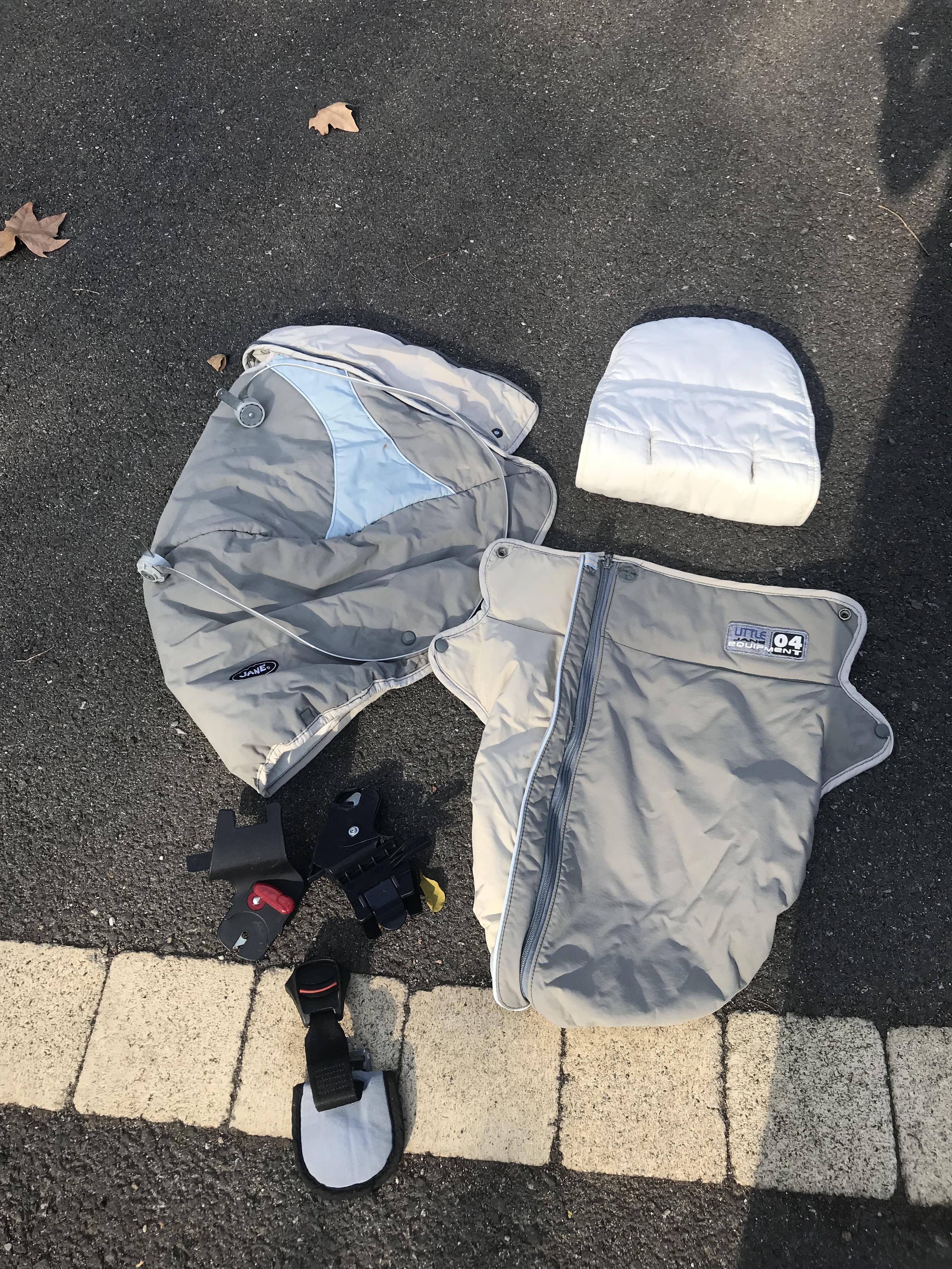 troc de troc poussette jané, cosy, et tout son matériel image 2