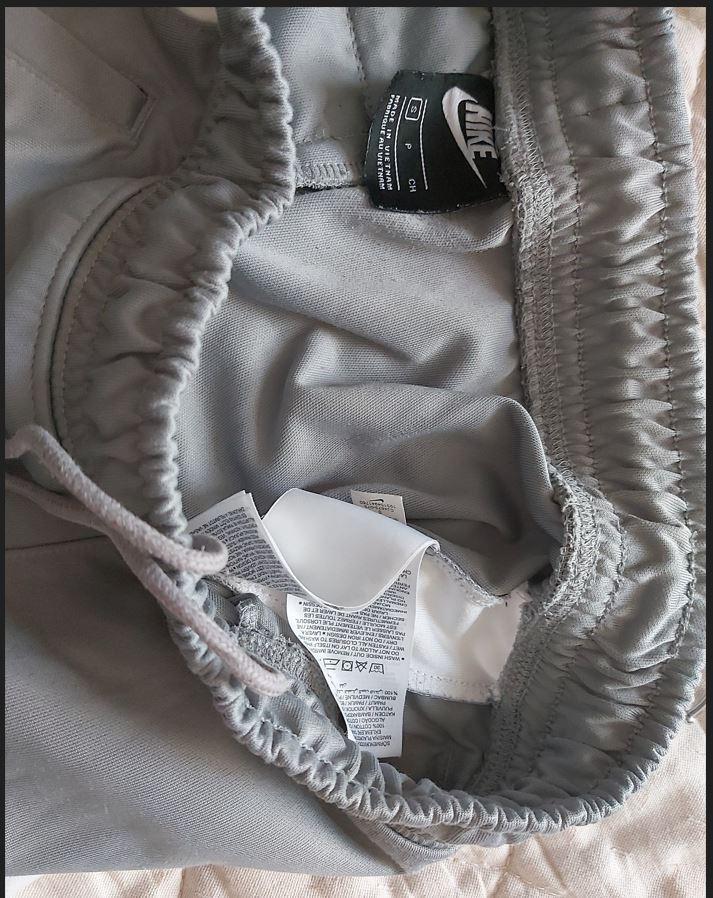 troc de troc pantalon de survêtement nike mcmlxxii, taille s image 0