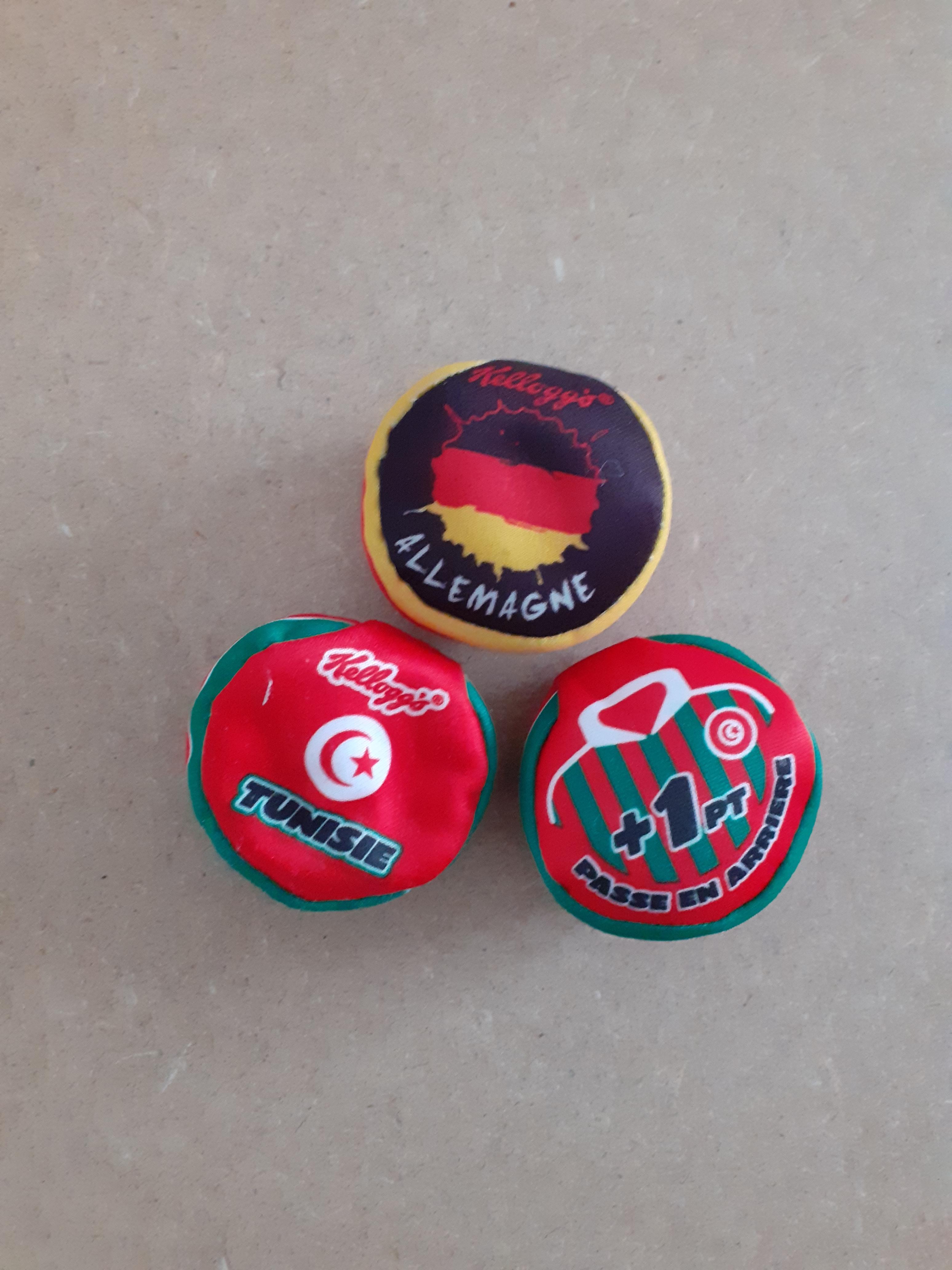 troc de troc lot de 3 balles en tissu kellogs image 0