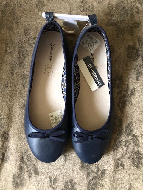 troc de troc ballerines in extenso taille 42  bleu foncé, état neuf image 0