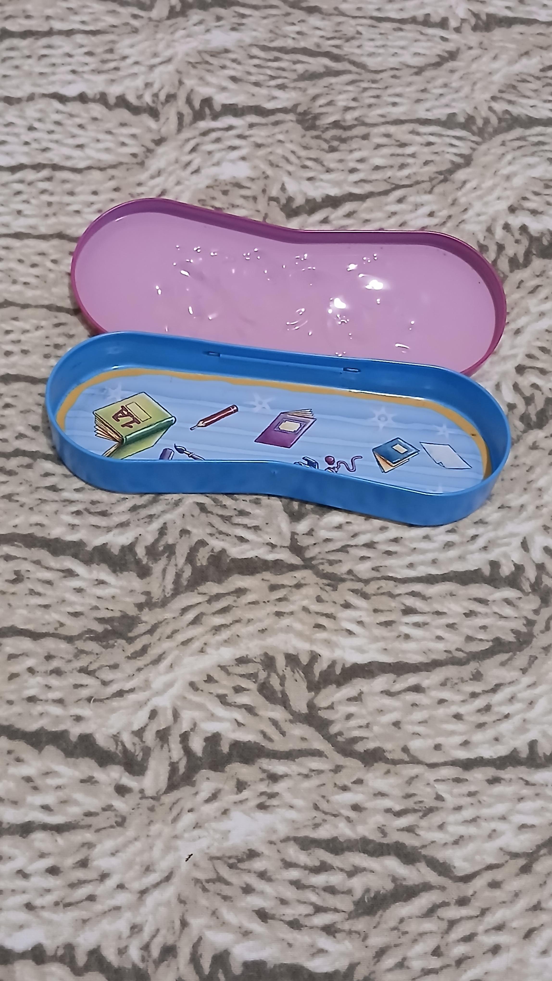 troc de troc reserver fidji. plumier en fer image 1