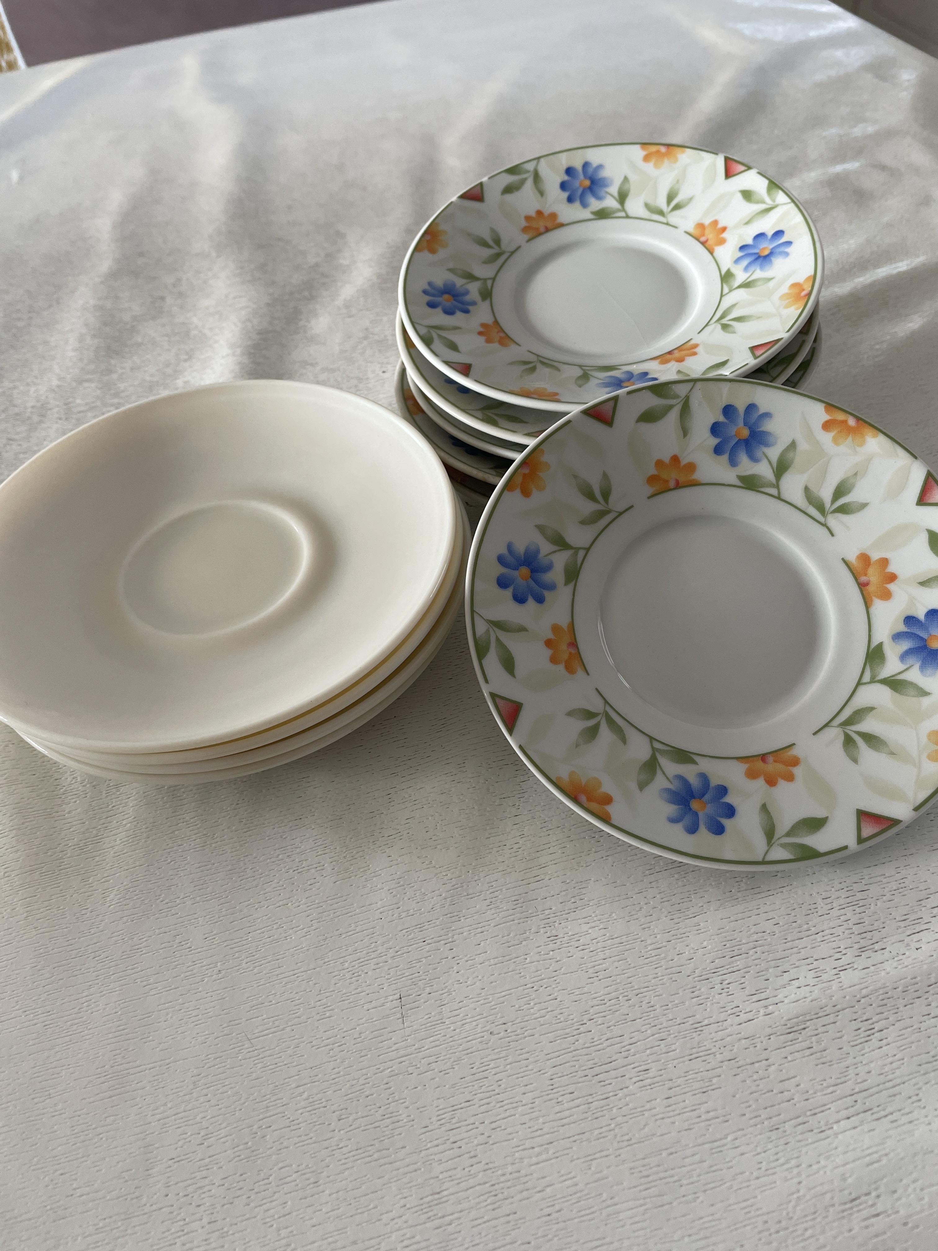 troc de troc lot soucoupes image 0