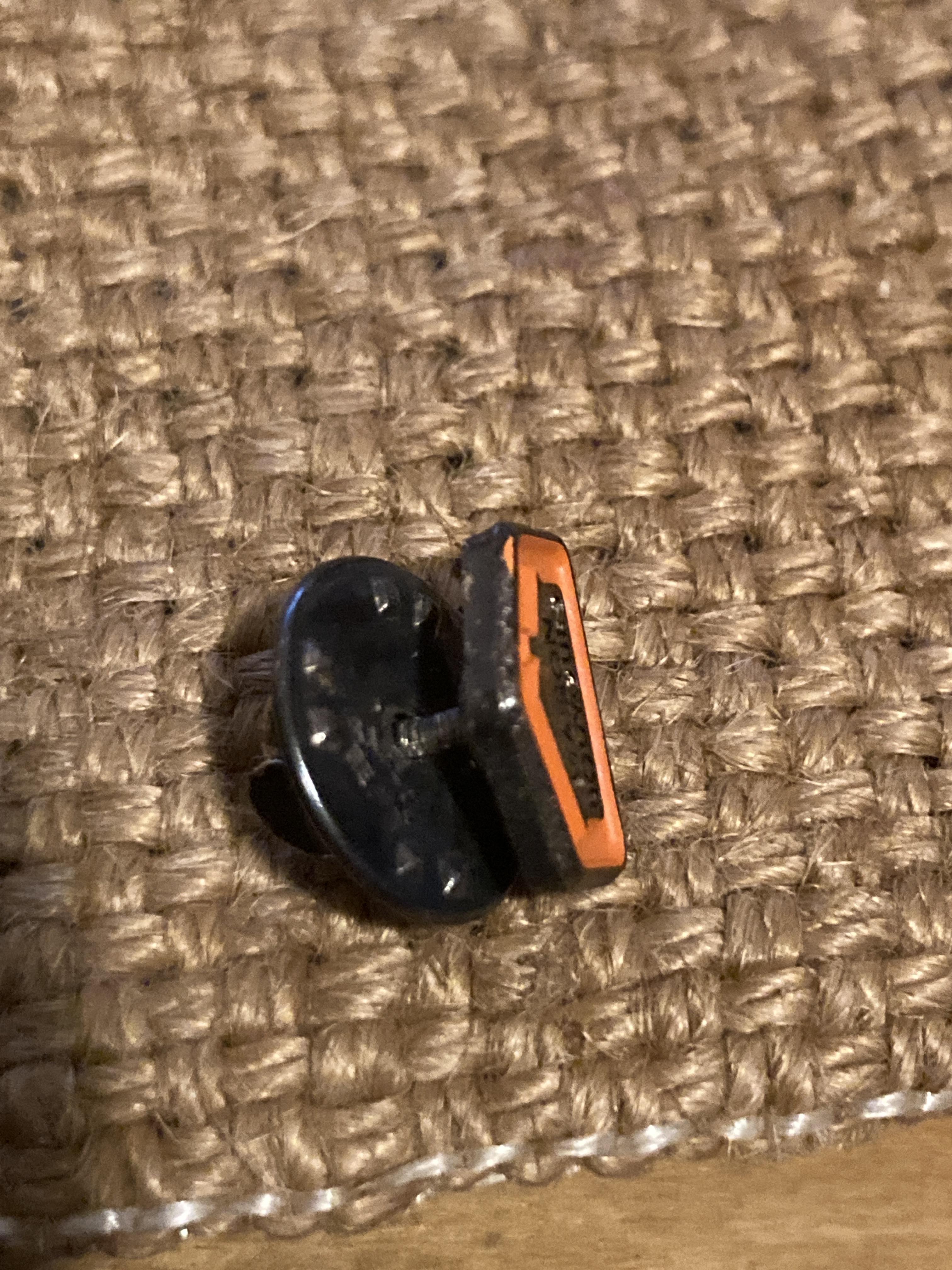 troc de troc pins maison bouygues image 1