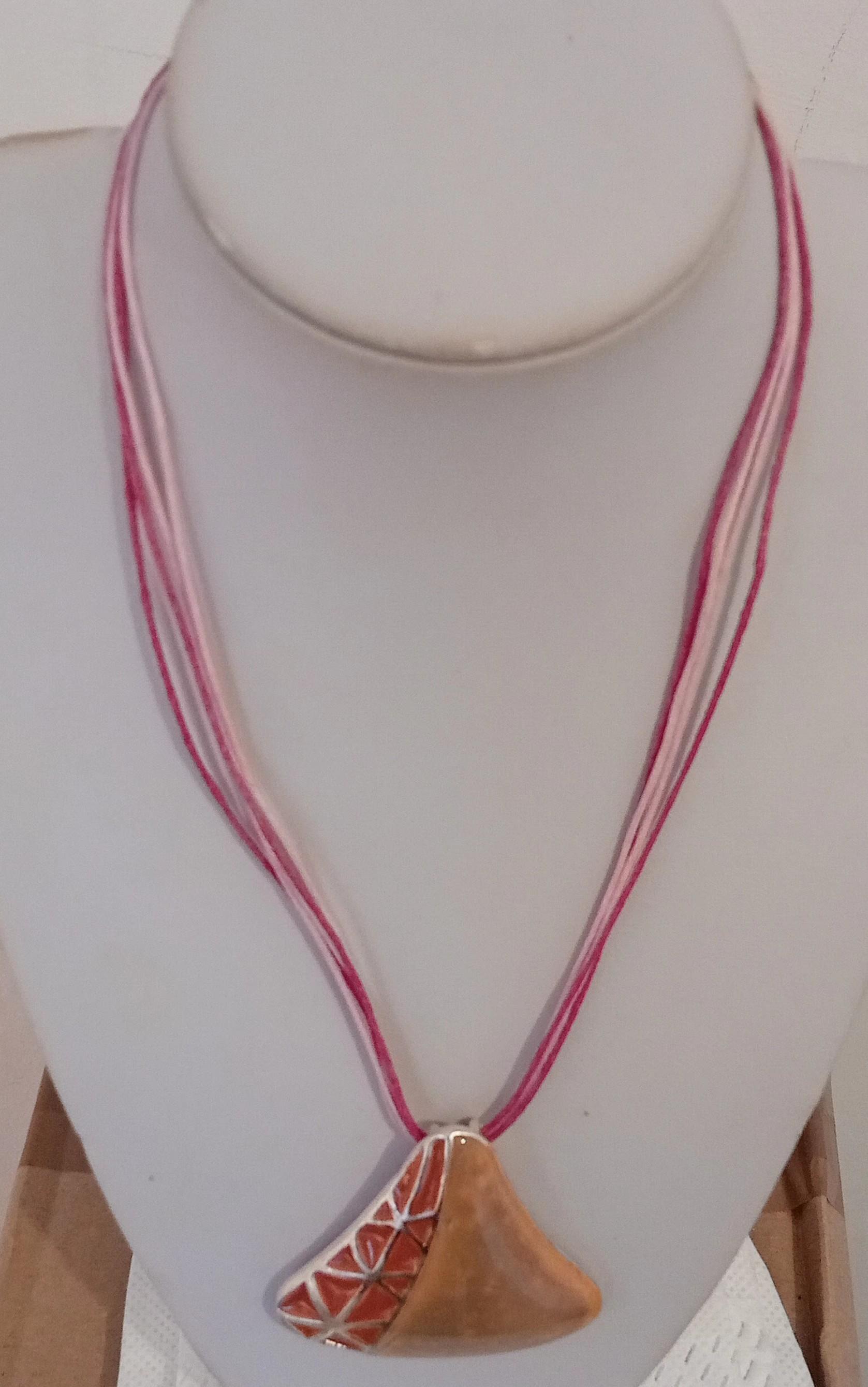 troc de troc collier ras le cou femme image 0