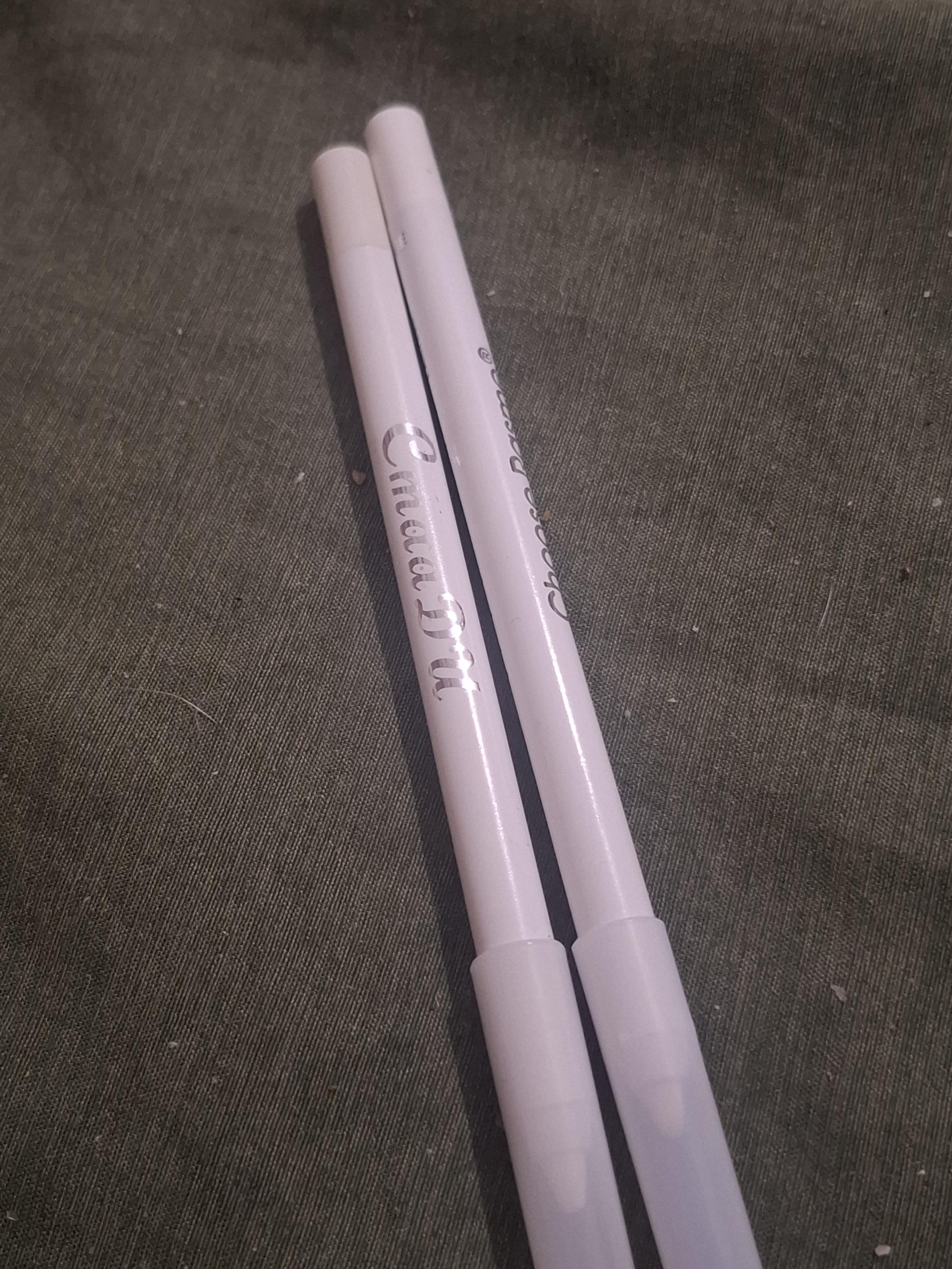 troc de troc 2 crayon maquillage blanc image 0