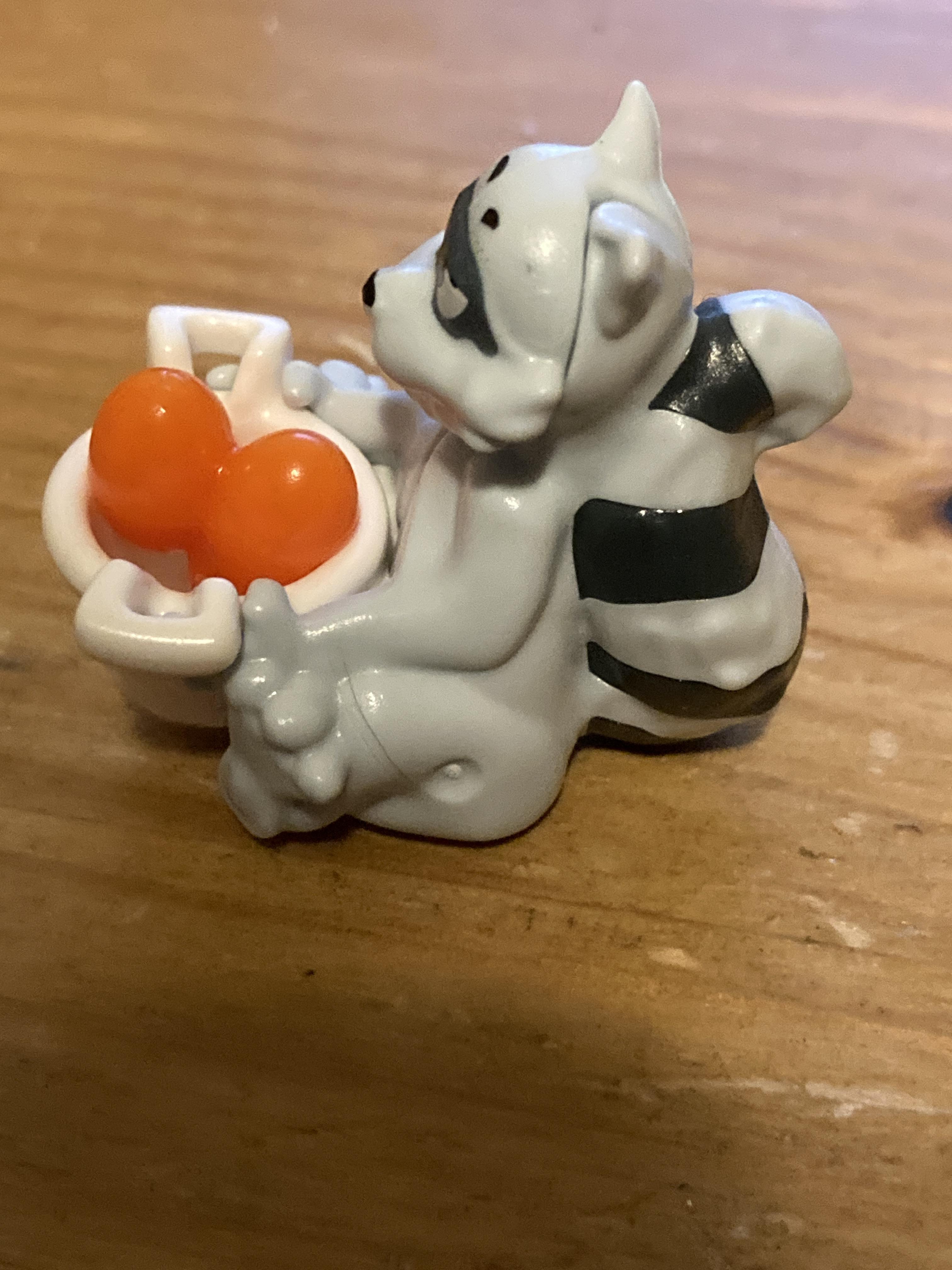 troc de troc réservé jouet kinder rayon laveur avec panier d’oeufs image 1