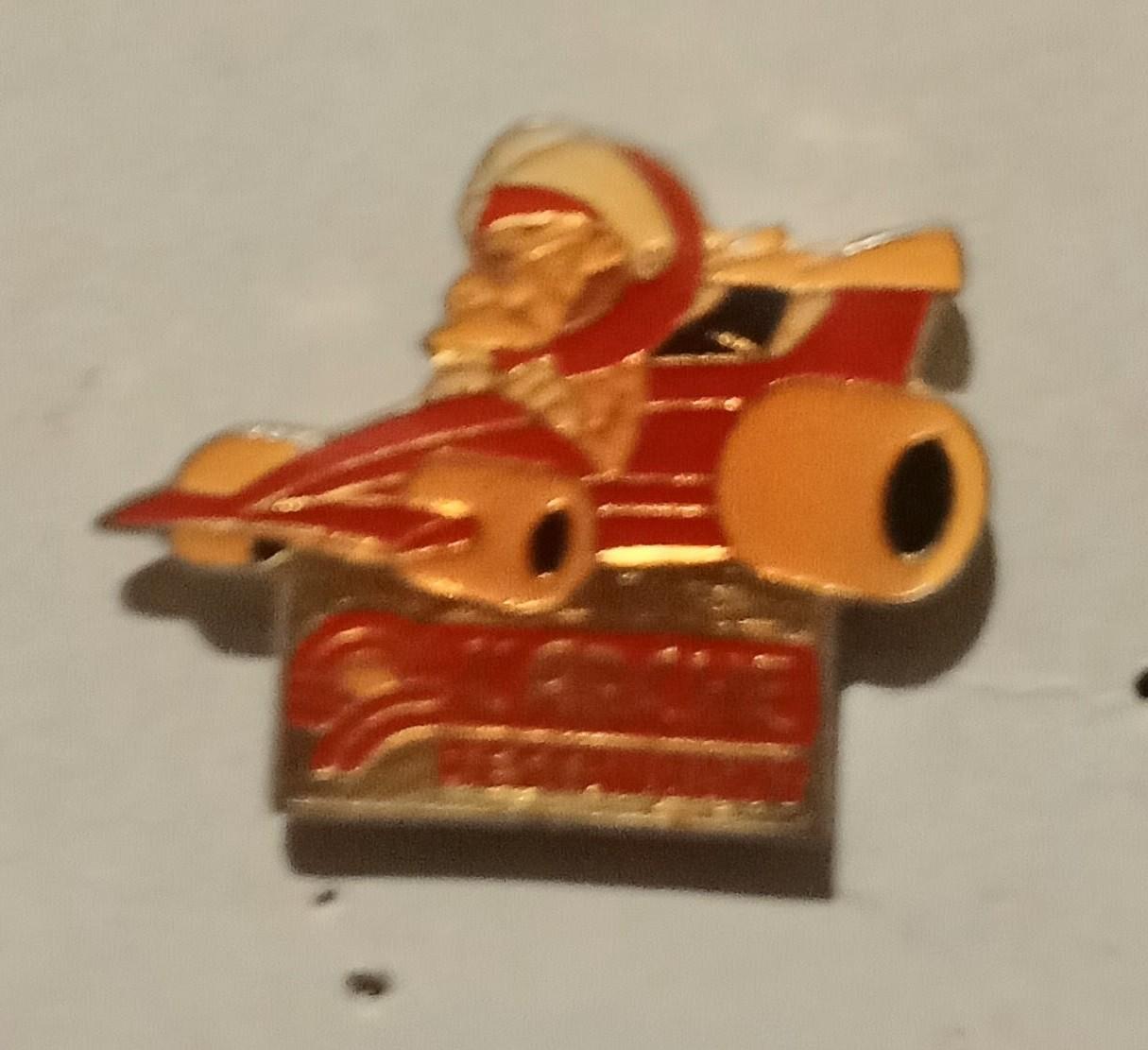 troc de troc pin's avec attache image 0