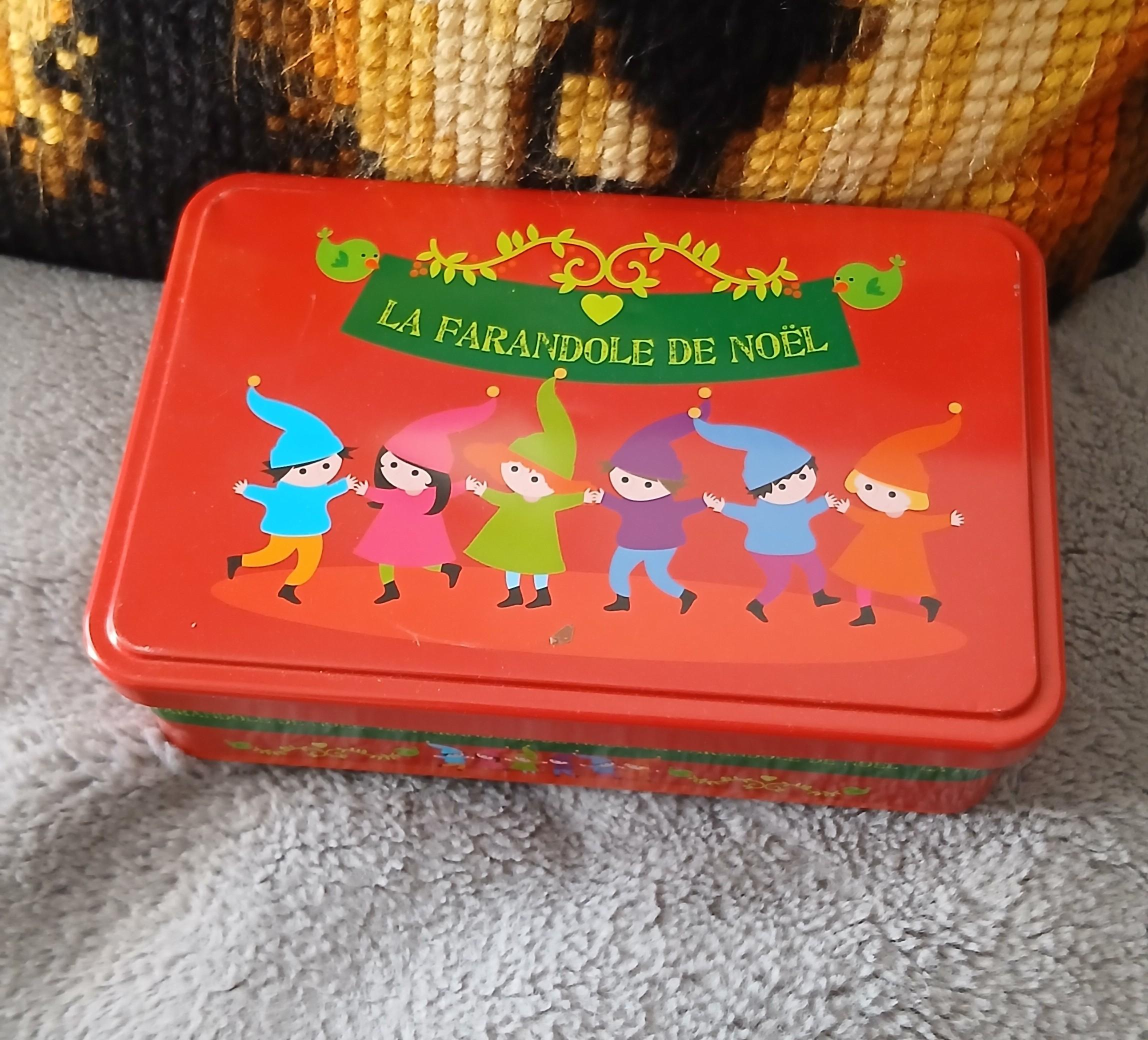 troc de troc une boîte en fer image 0