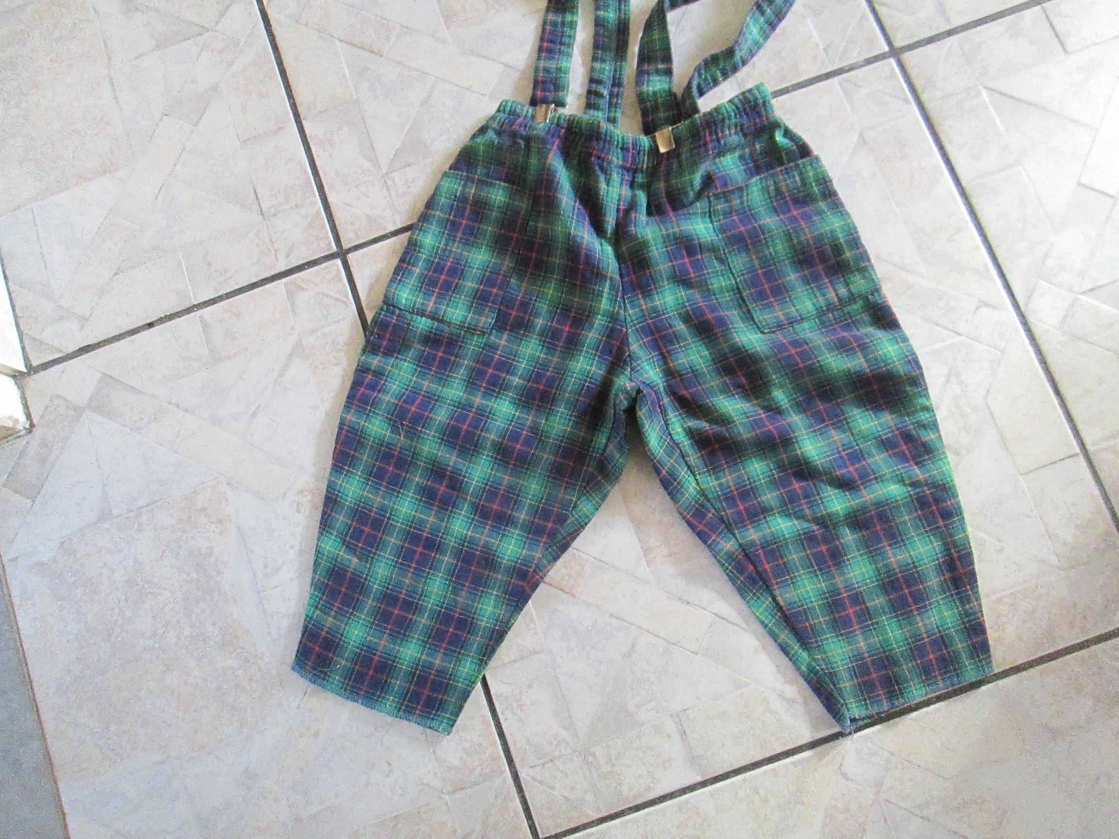 troc de troc pantalon 18 mois vert et bleu 3 noisettes image 0