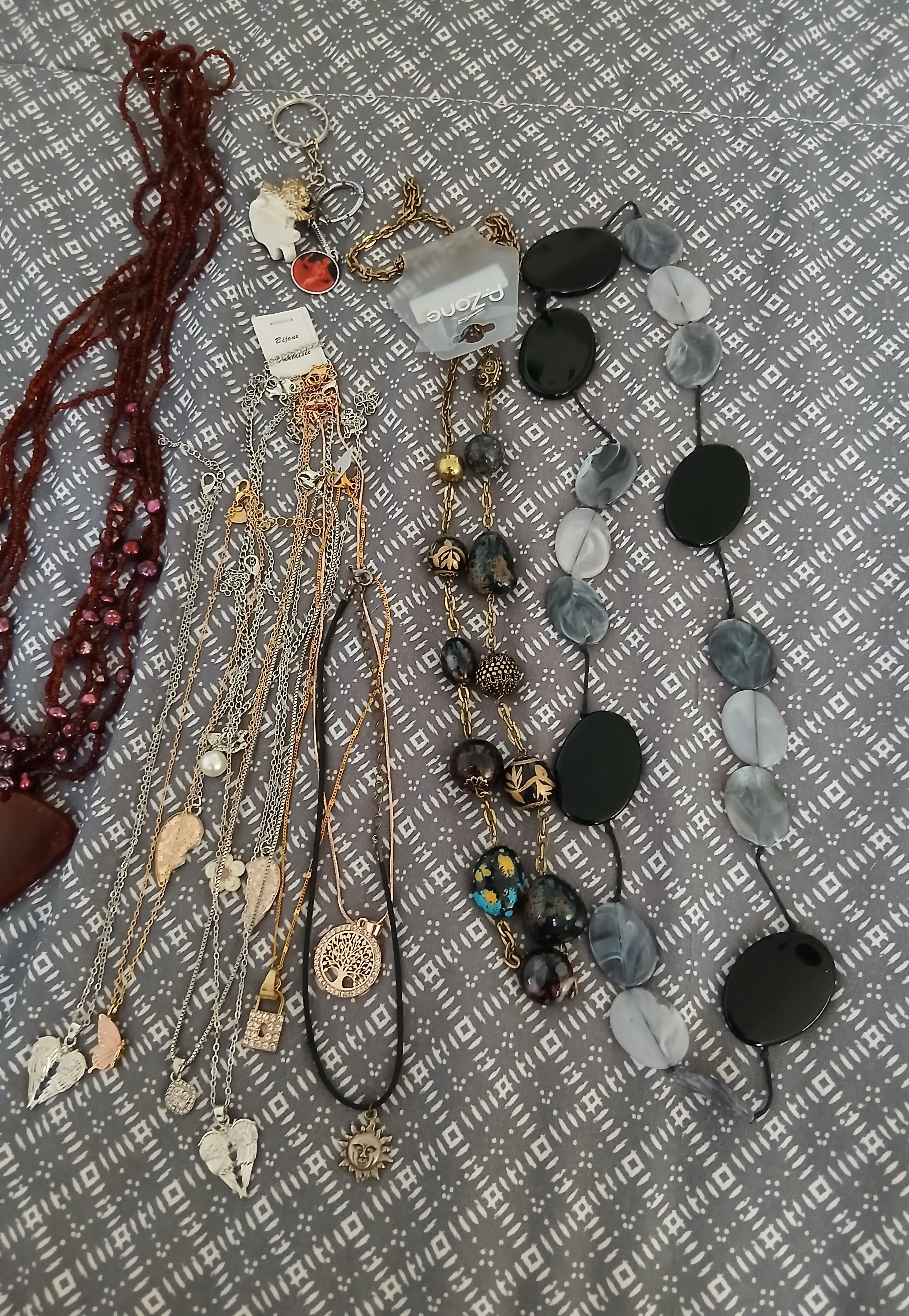 troc de troc reserver maria ' lots de bijoux ' image 2