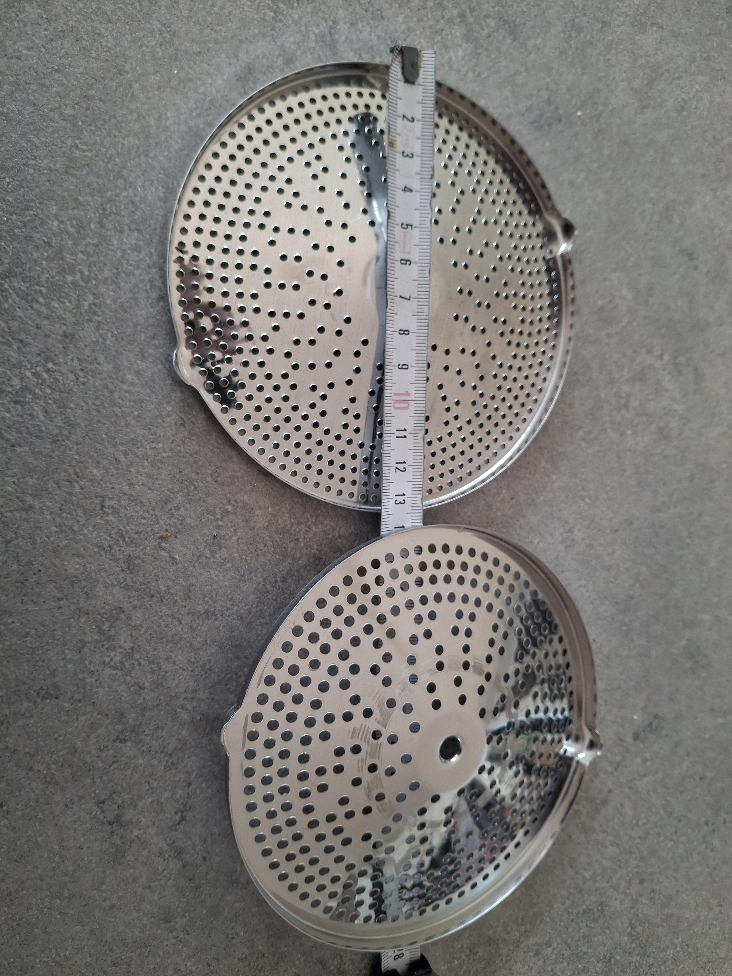 troc de troc grilles moulin a,légumes neuves image 0