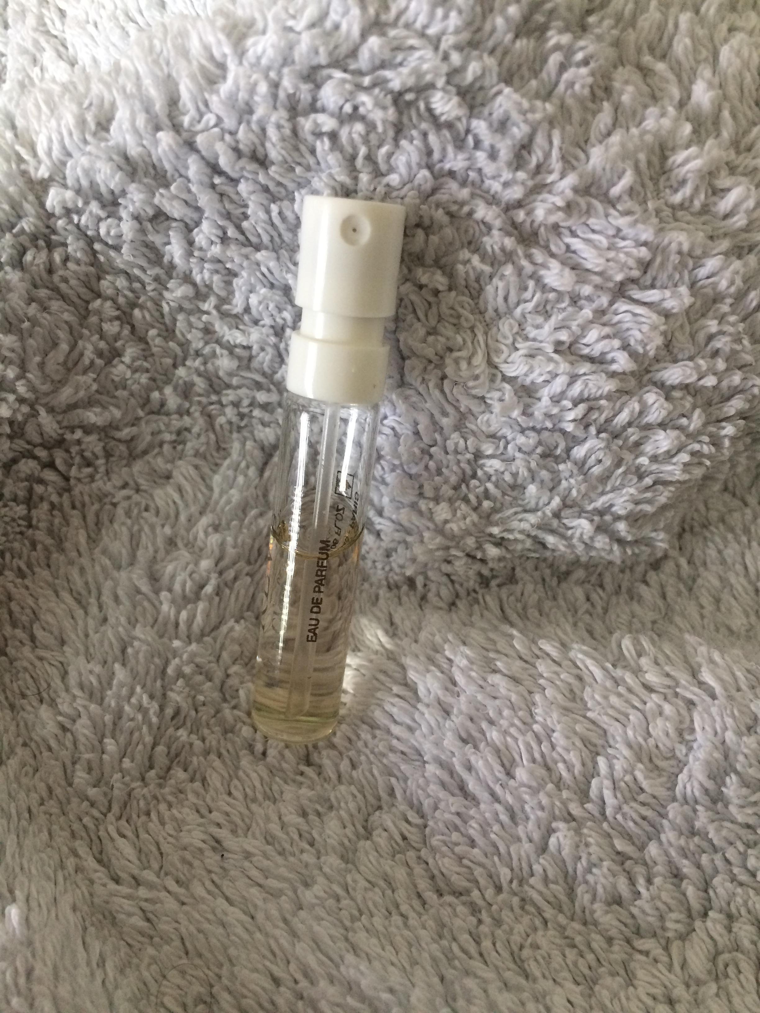troc de troc reserve / echantillon parfum rêve de van cleef & arpels 2 ml image 2