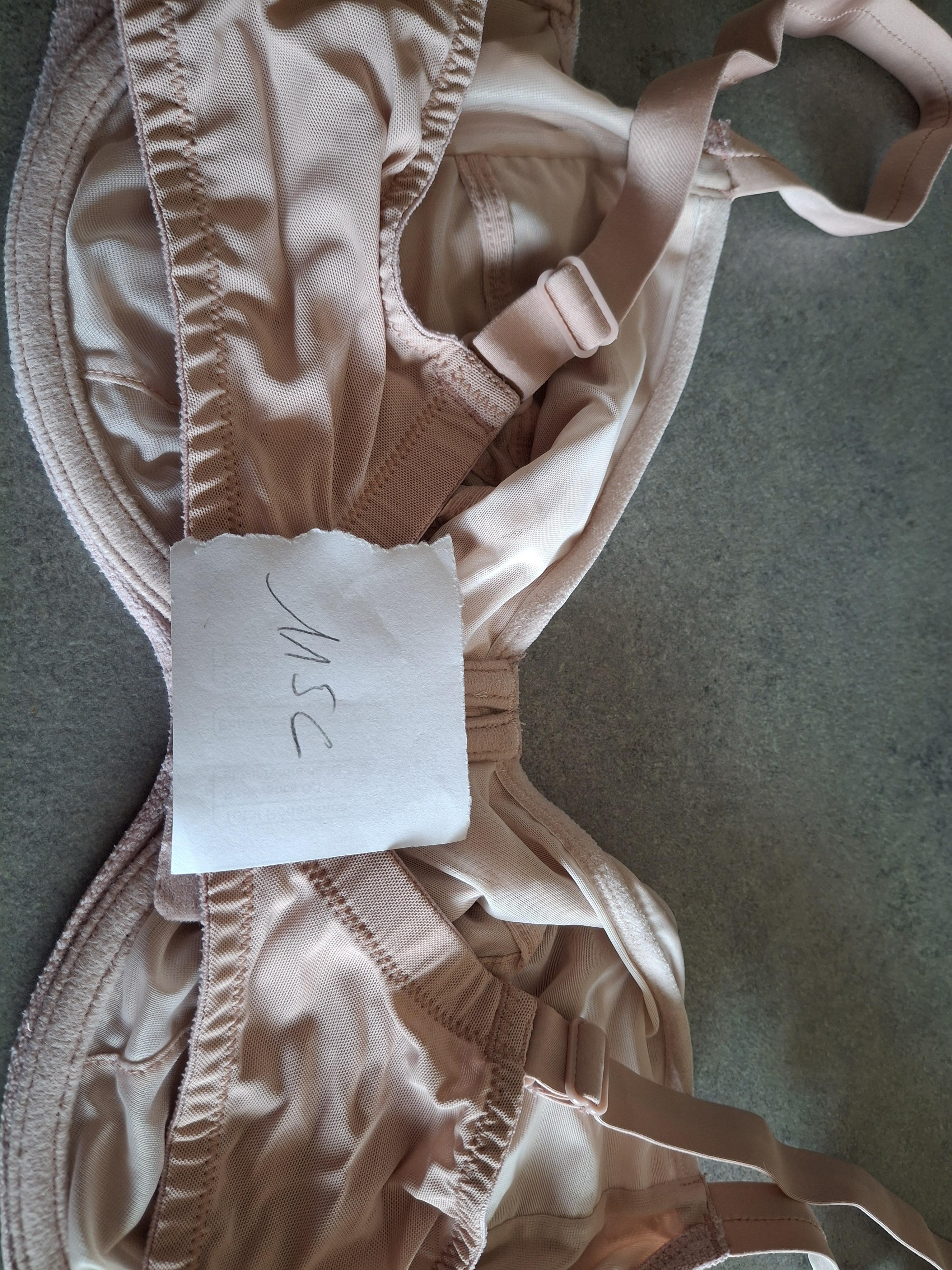 troc de troc soutien gorge beige rosé image 1