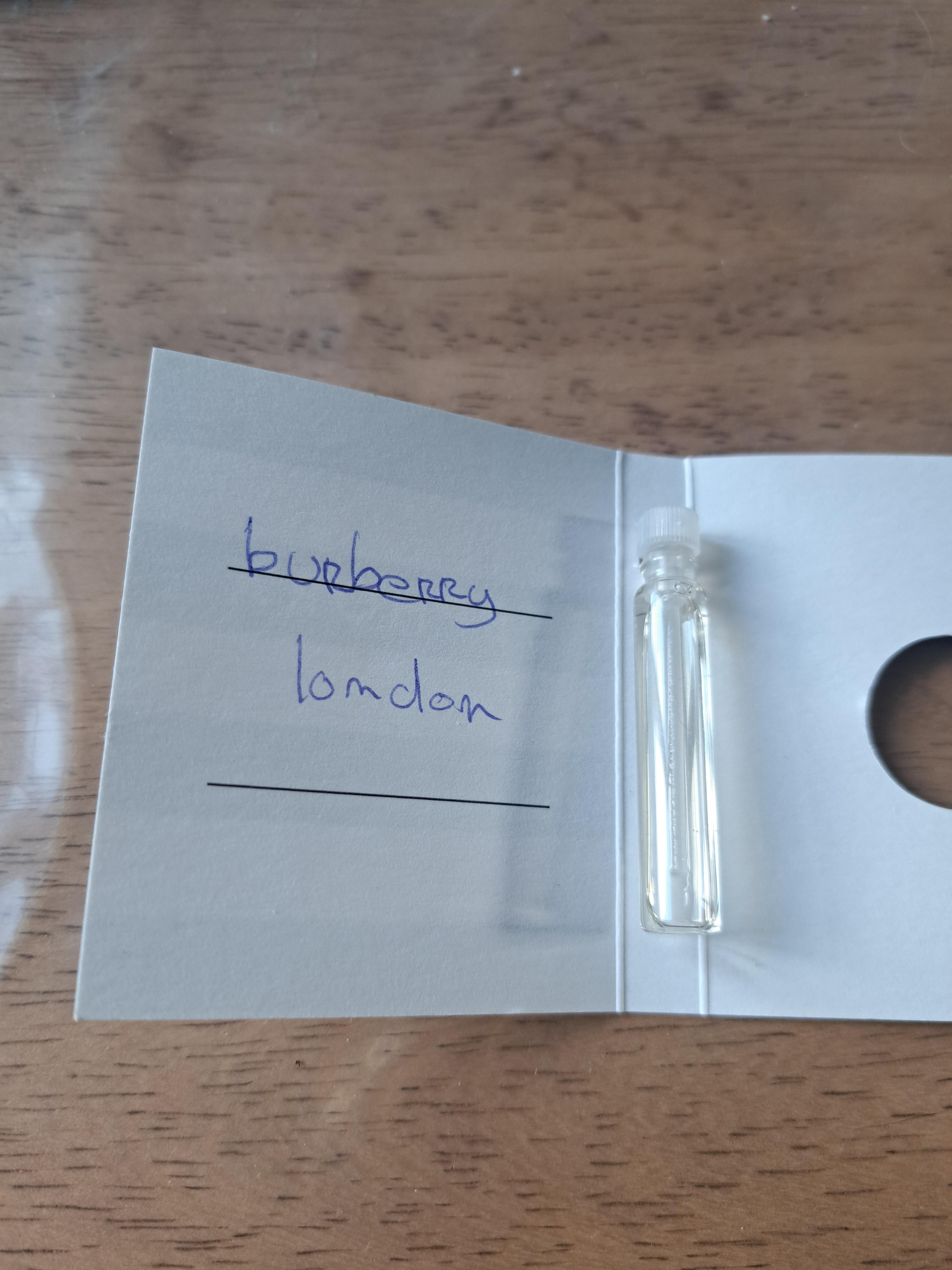 troc de troc reserve - Échantillon burberry london image 1