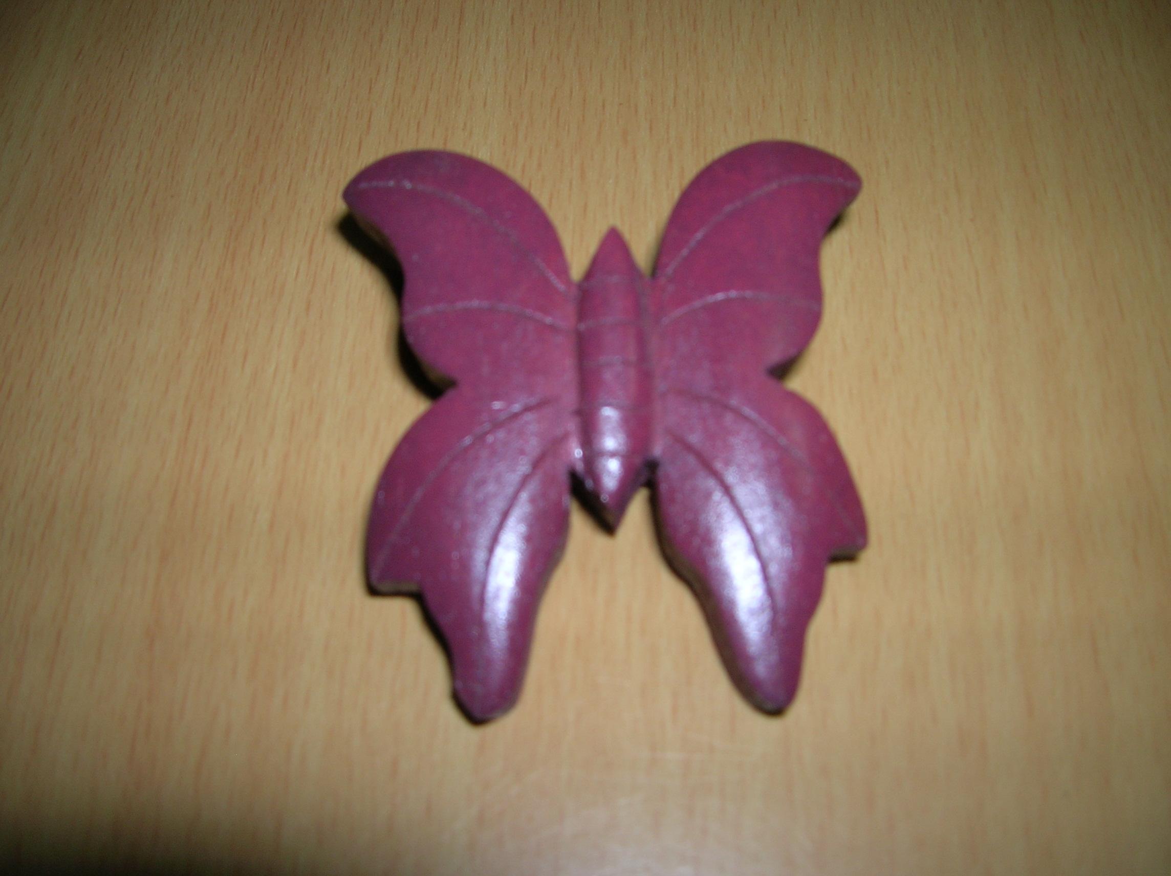 troc de troc papillon bois neuf 5x5,5 image 0