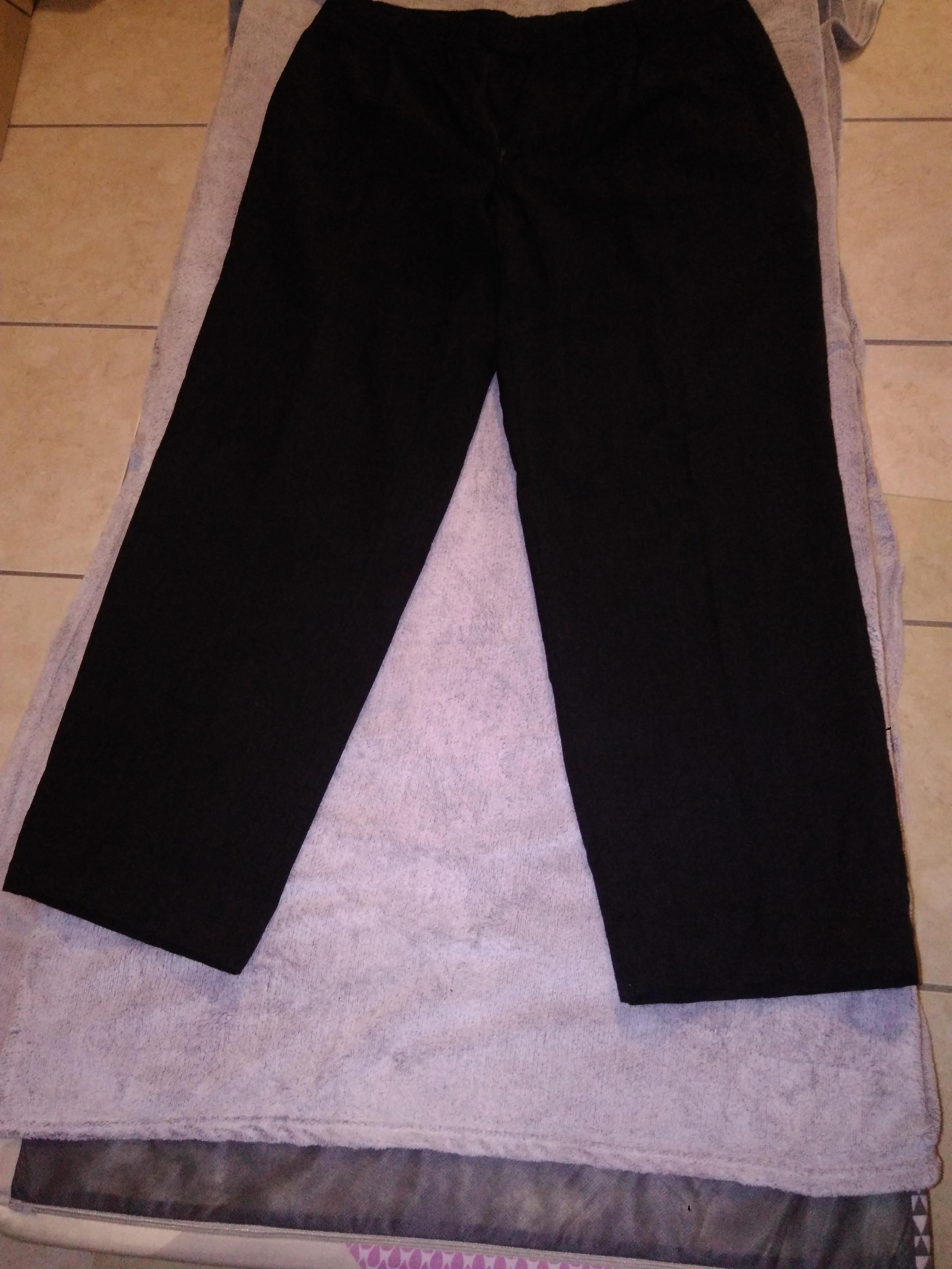 troc de troc pantalon noir taille 54 image 0