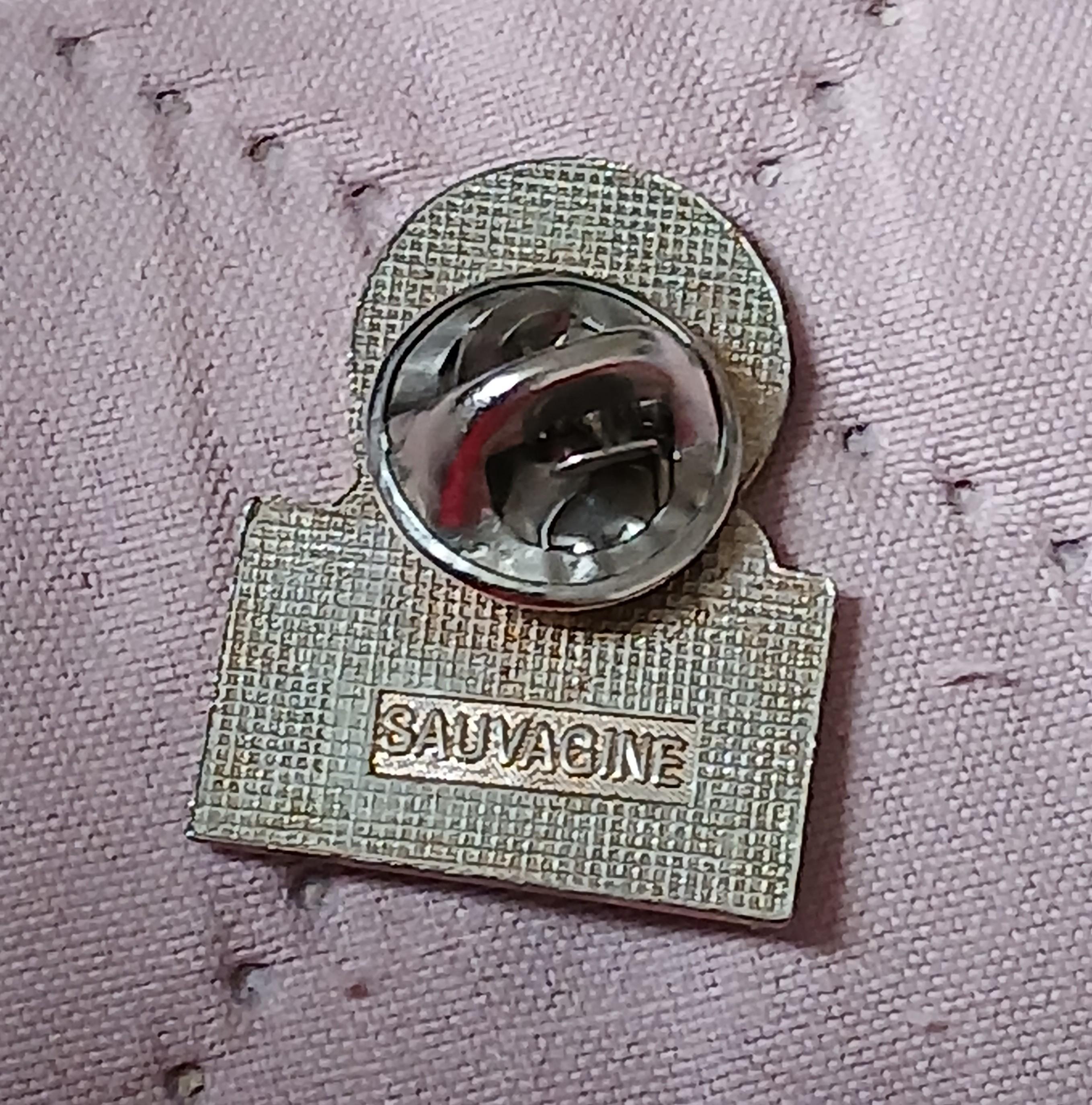 troc de troc pins image 2