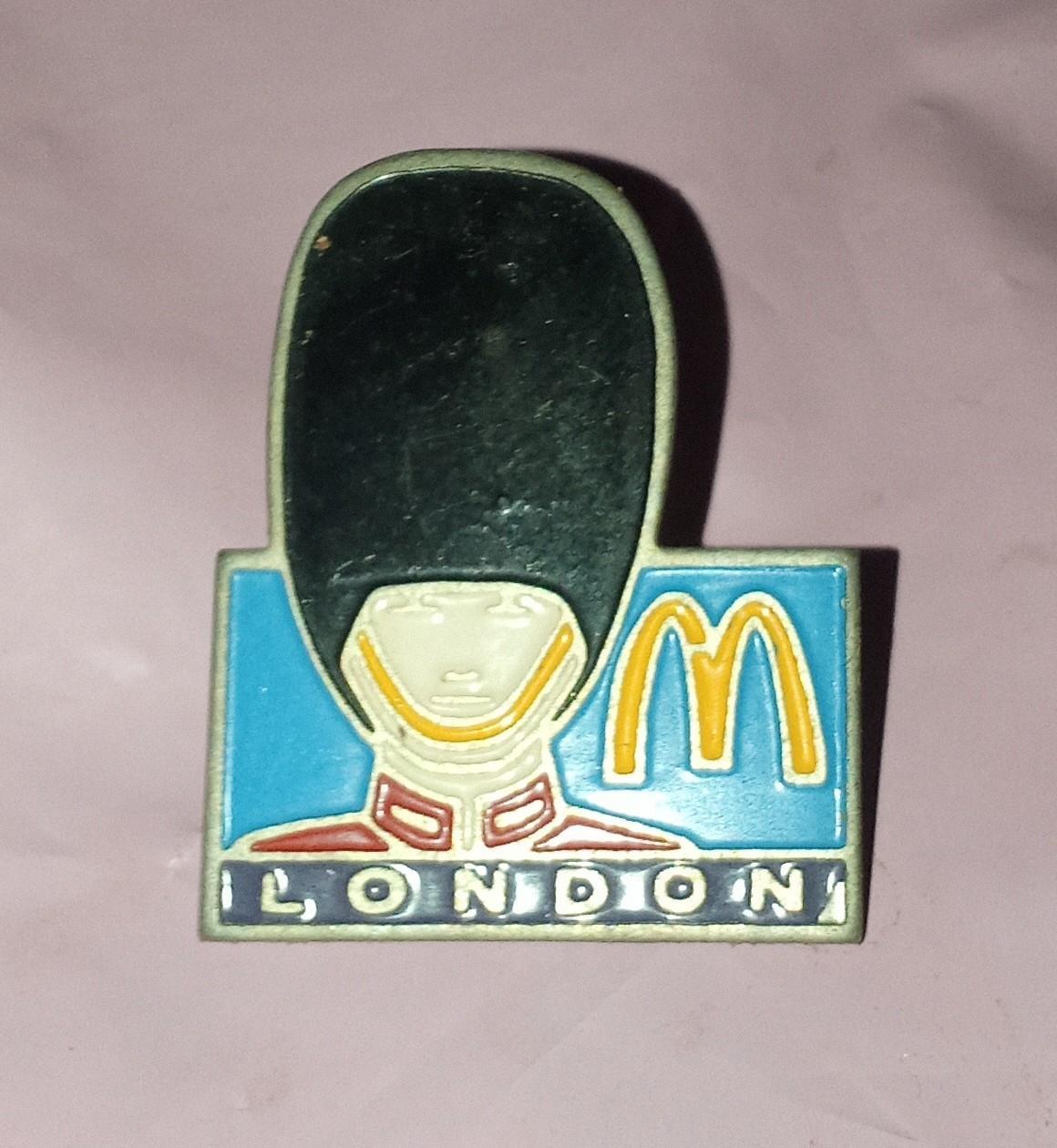 troc de troc pin's mc donald's réserver mmmanga image 0