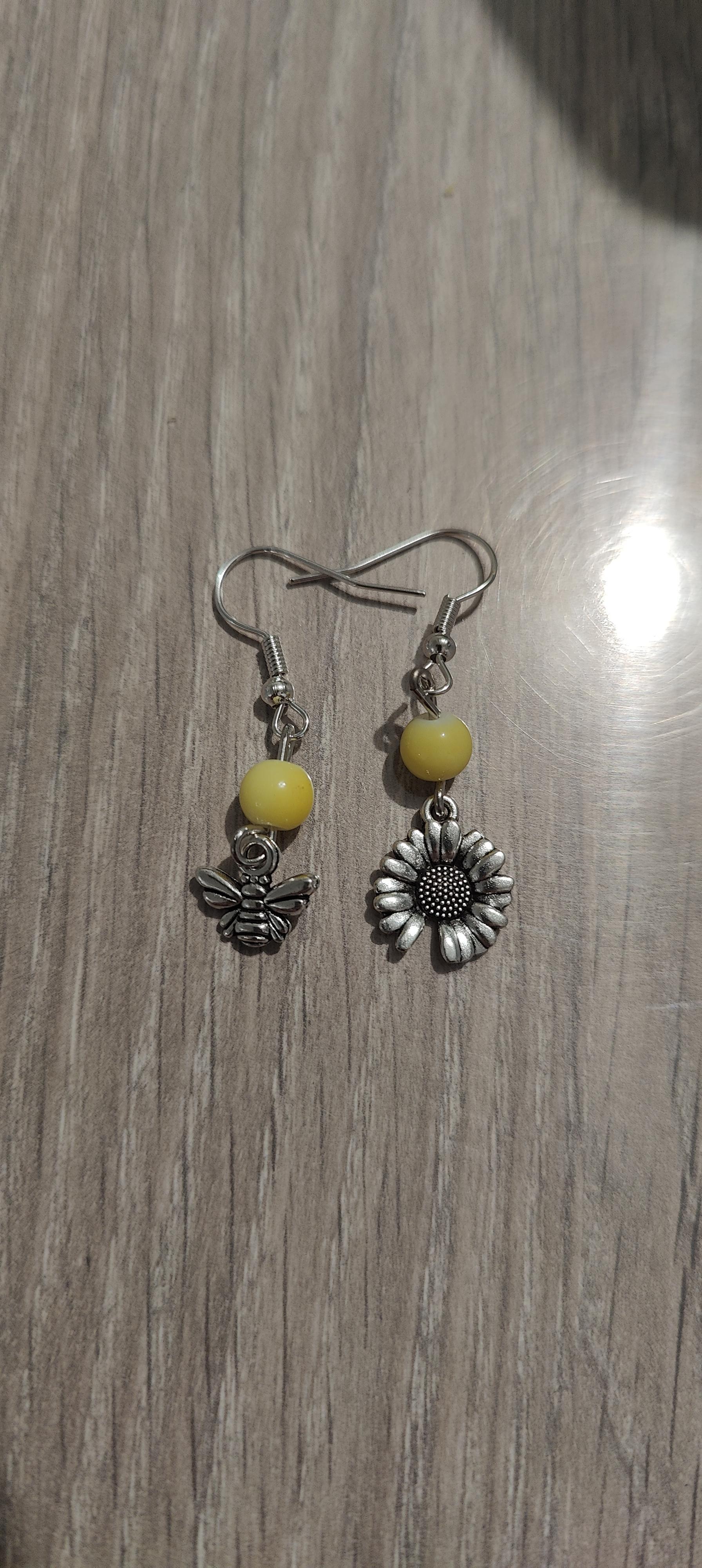 troc de troc boucles d'oreilles image 0