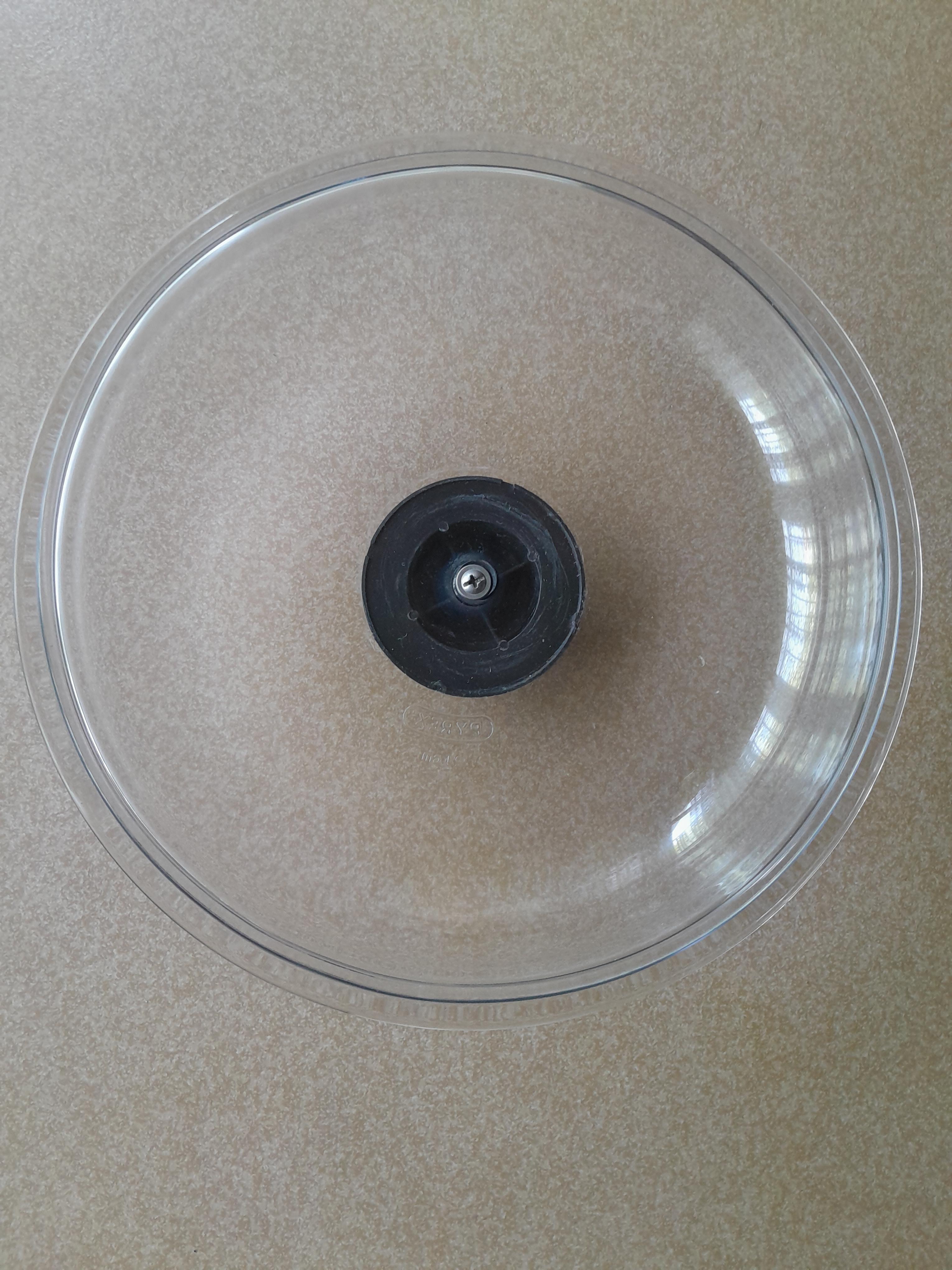troc de troc réservée couvercle en verre pyrex très bon état image 1