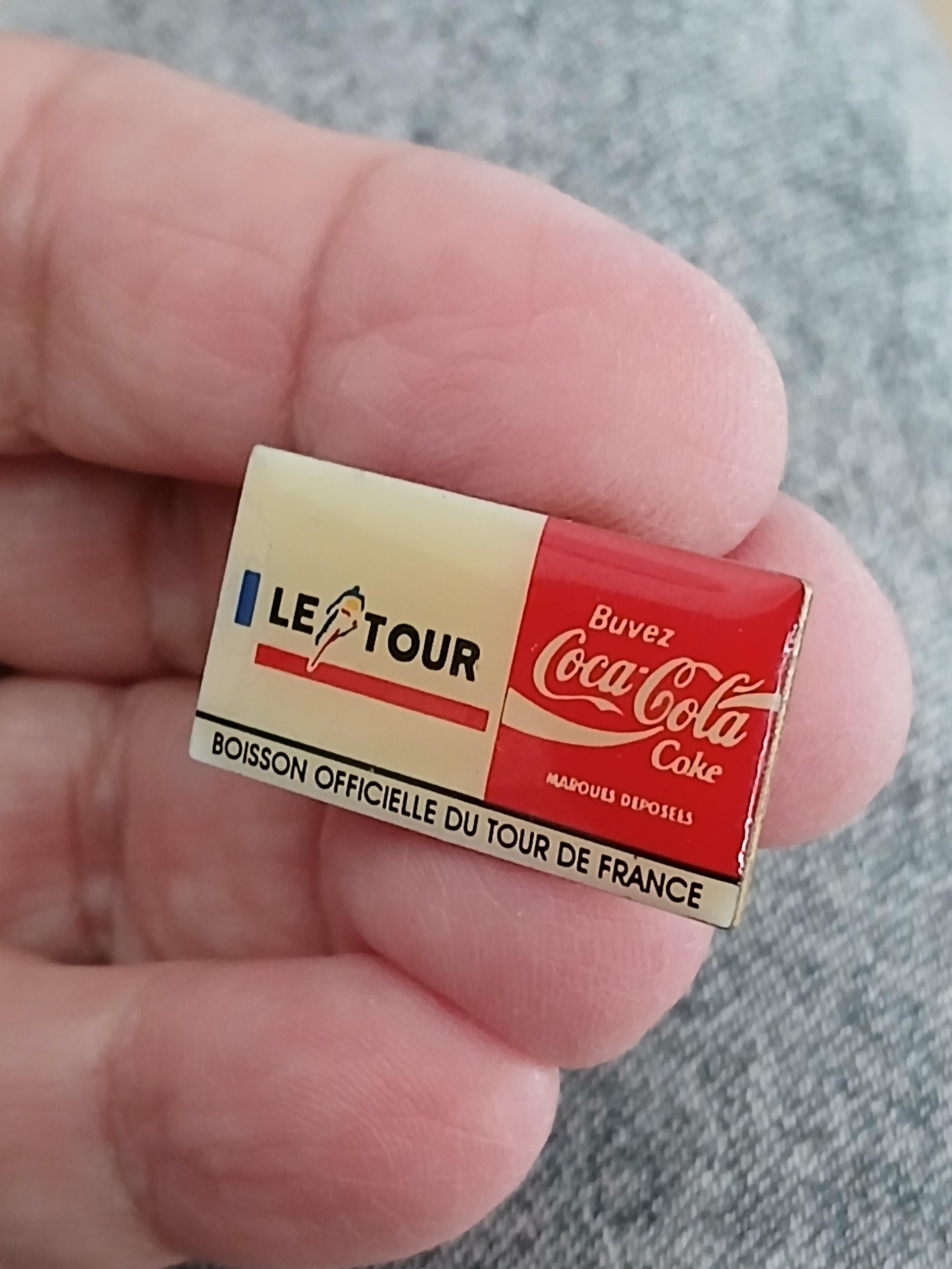 troc de troc reserver sophie  un pins image 0