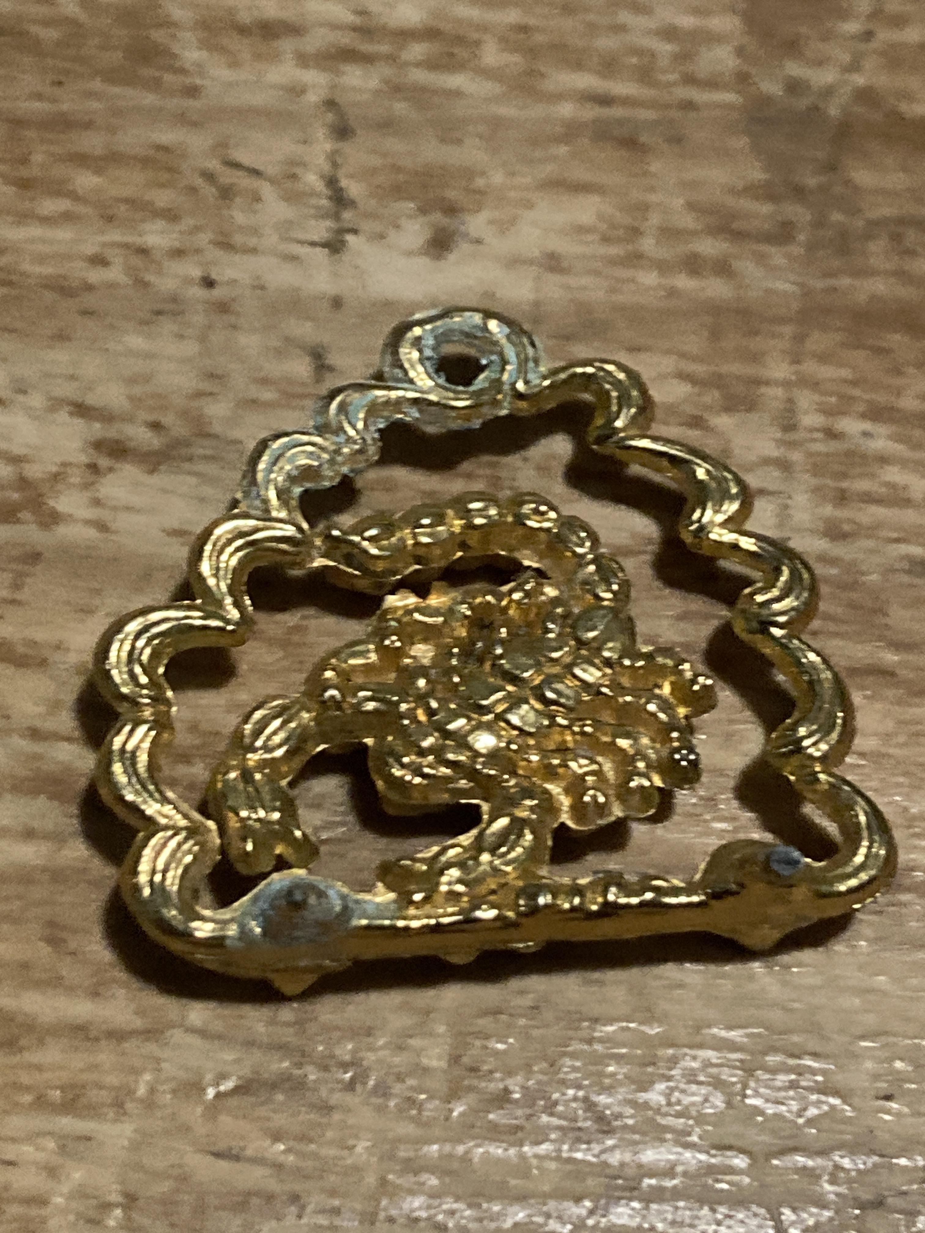 troc de troc fève métal scorpion image 1